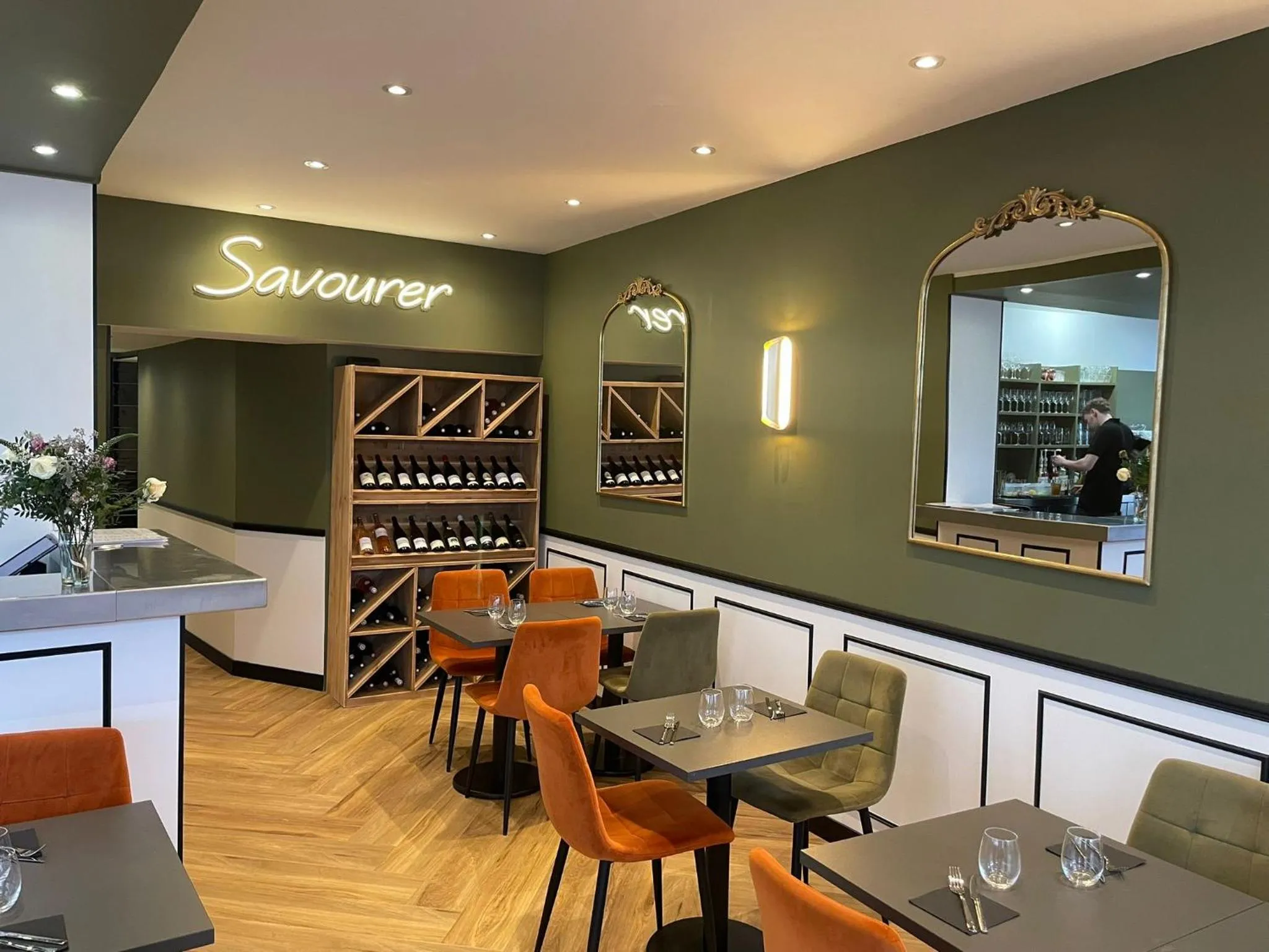 Restaurant/places to eat in Logis Hôtel Maison Voltaire