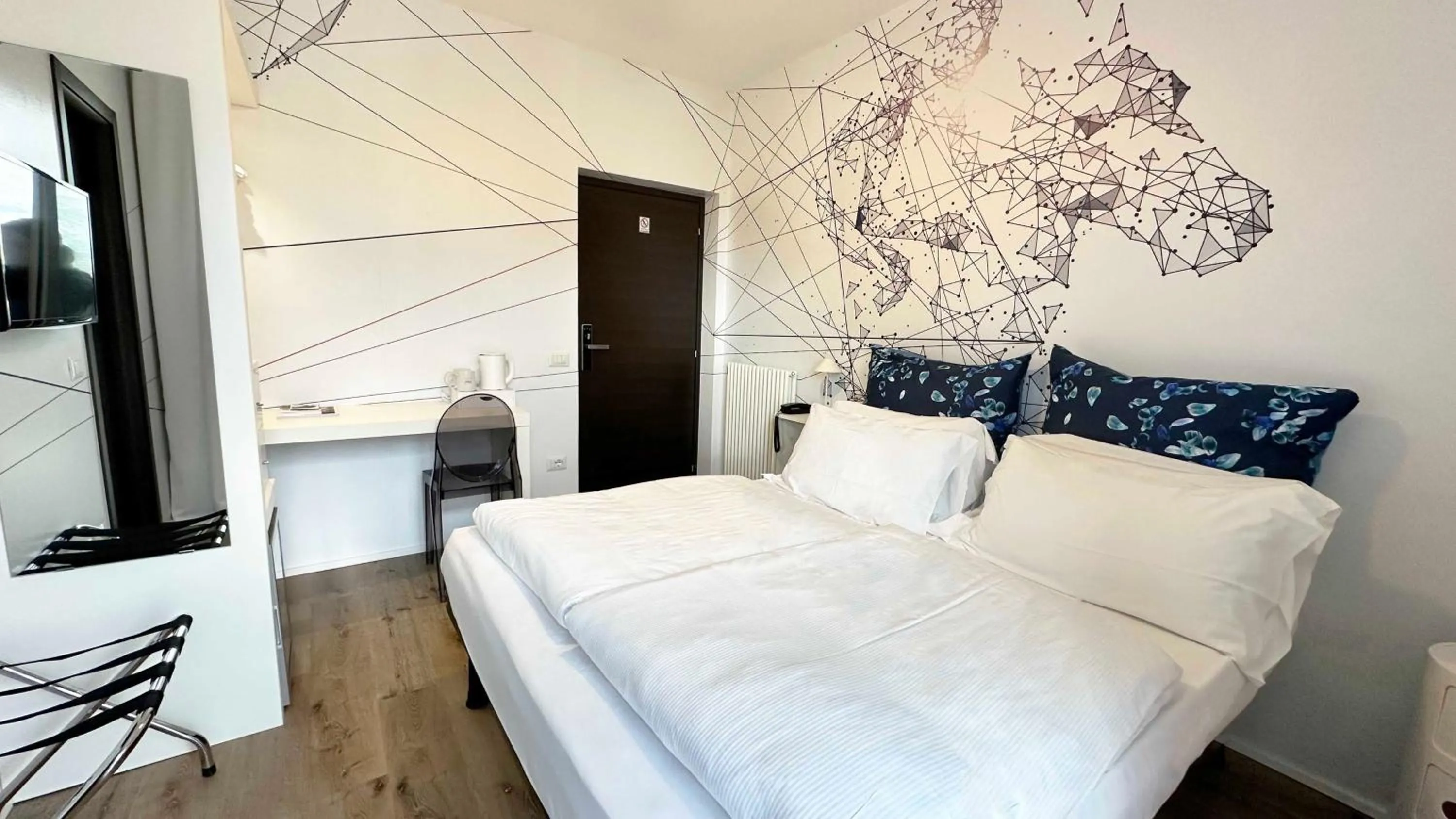 Standard Double Room with Balcony - single occupancy in SK Active hotel - ex Garni Hotello