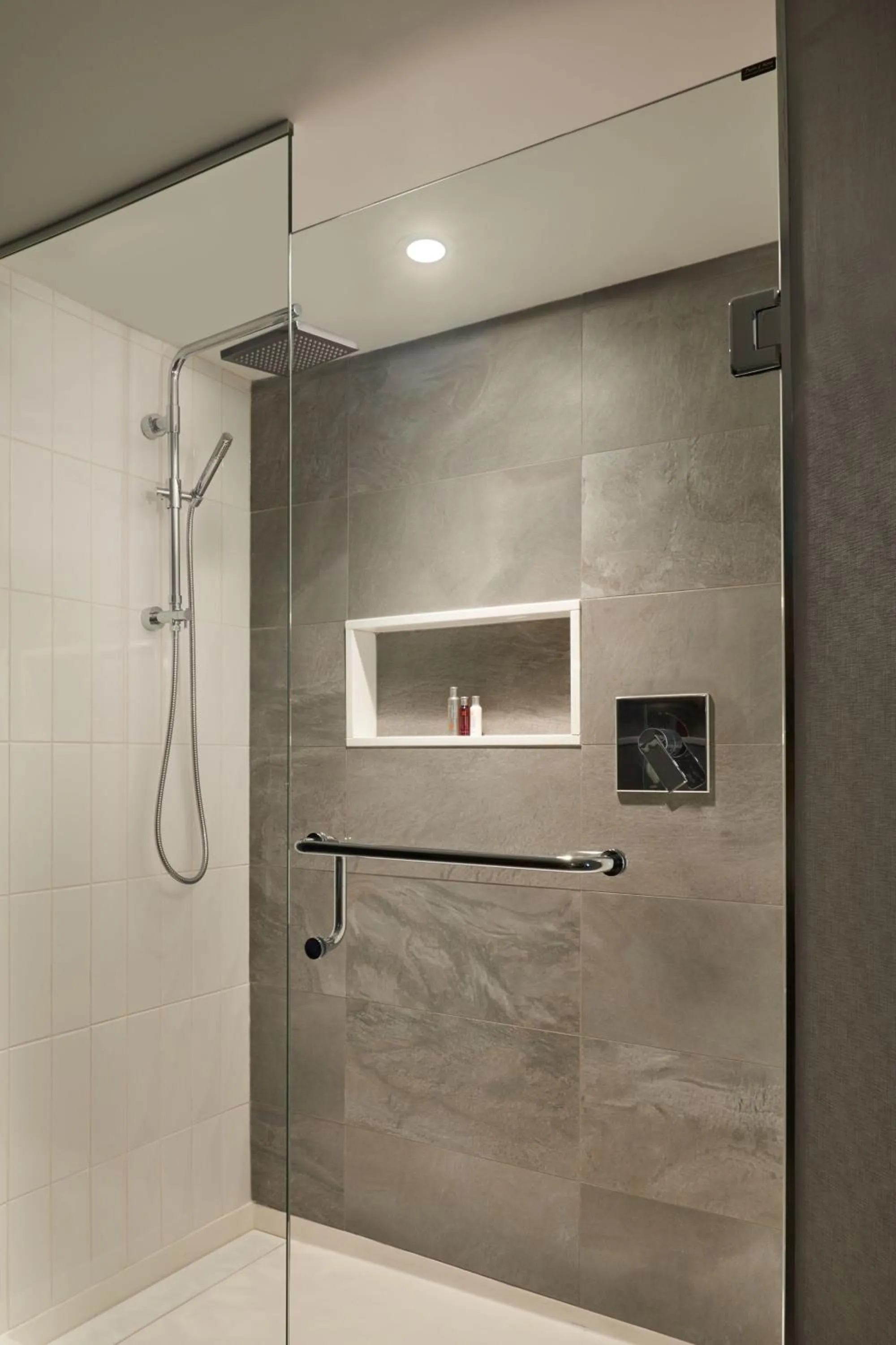 Bathroom in Toronto Marriott City Centre Hotel