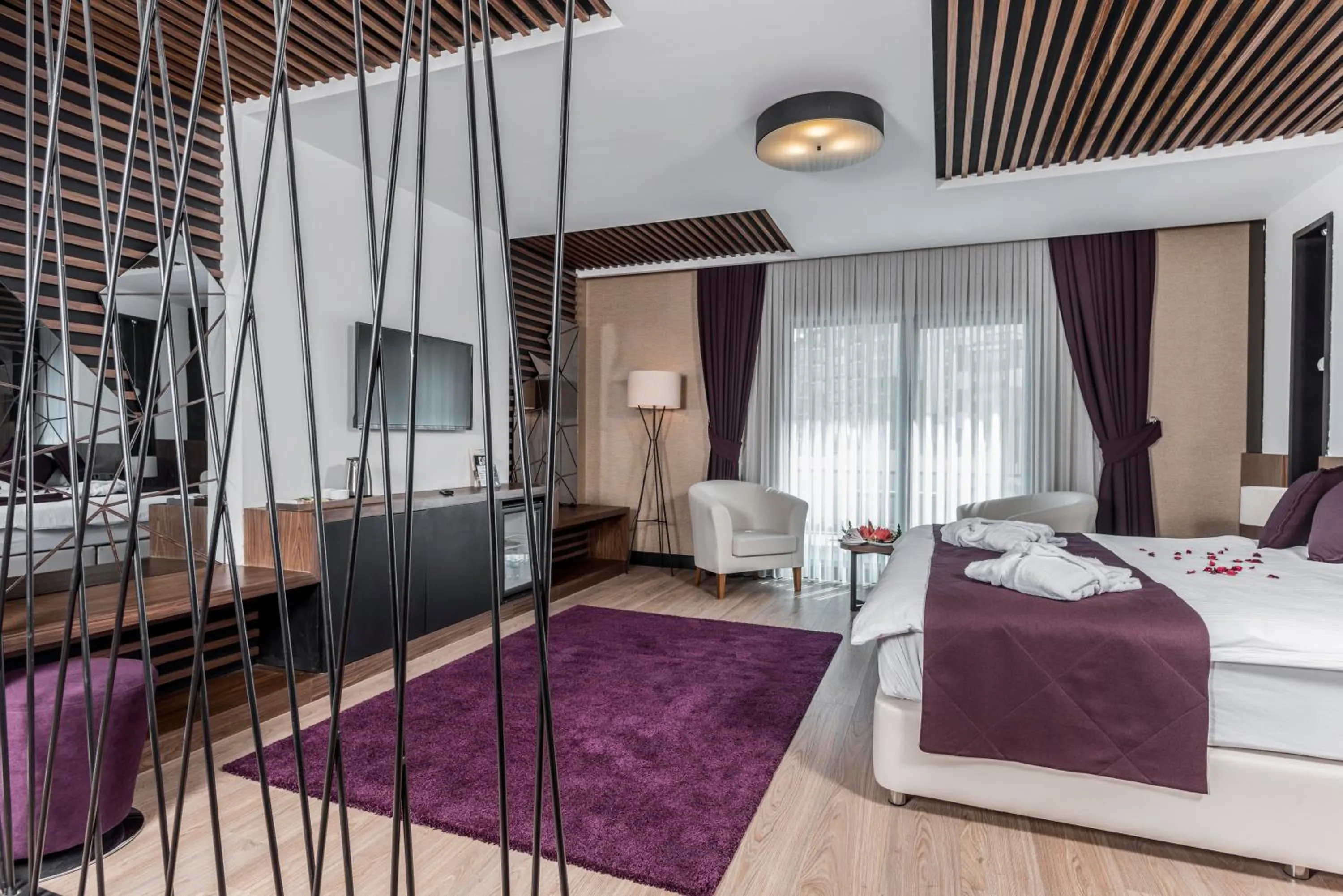 TV and multimedia, Bed in Aydinoglu Hotel