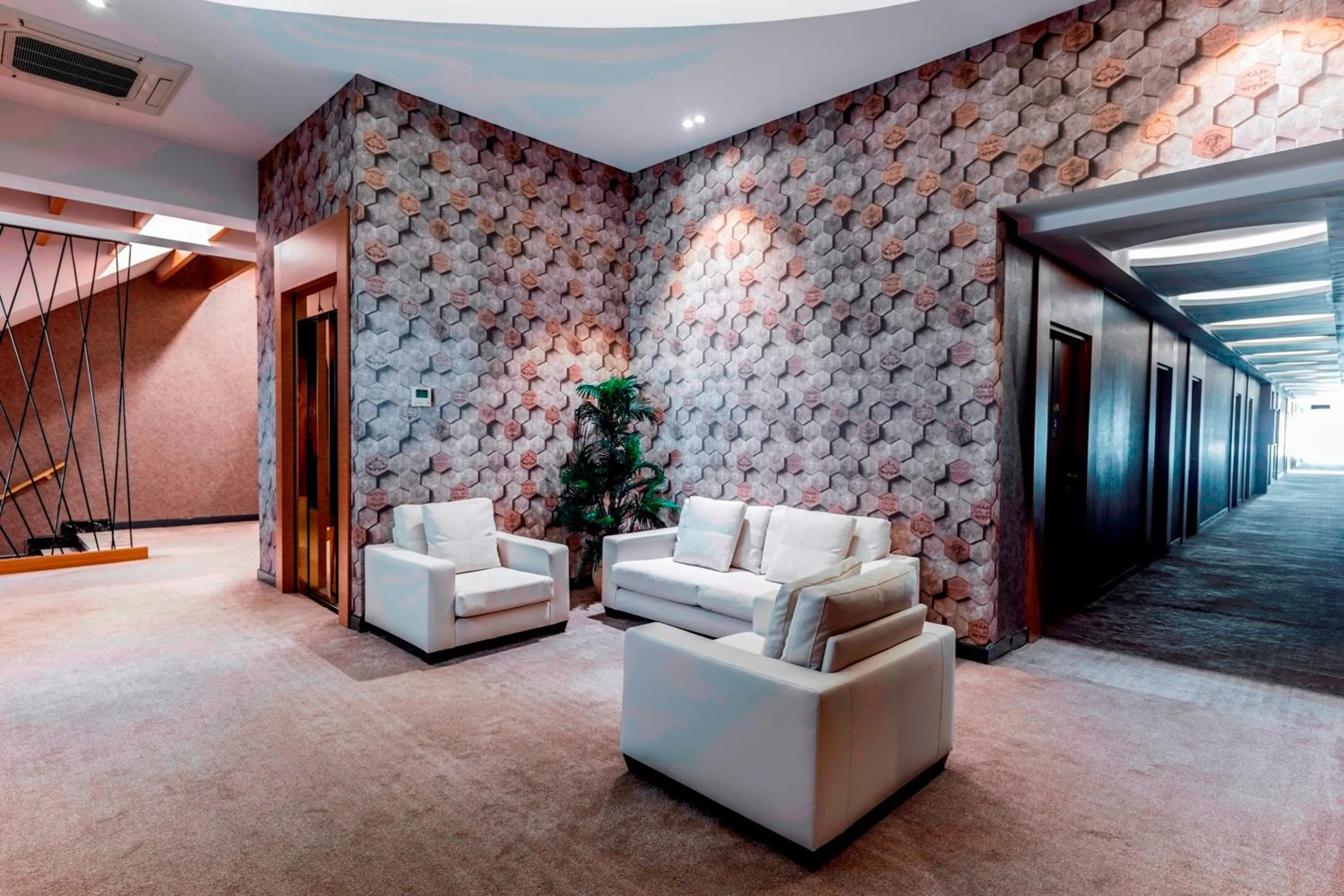 Seating area in Aydinoglu Hotel