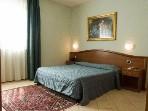 Photo of the whole room, Bed in Mini Hotel