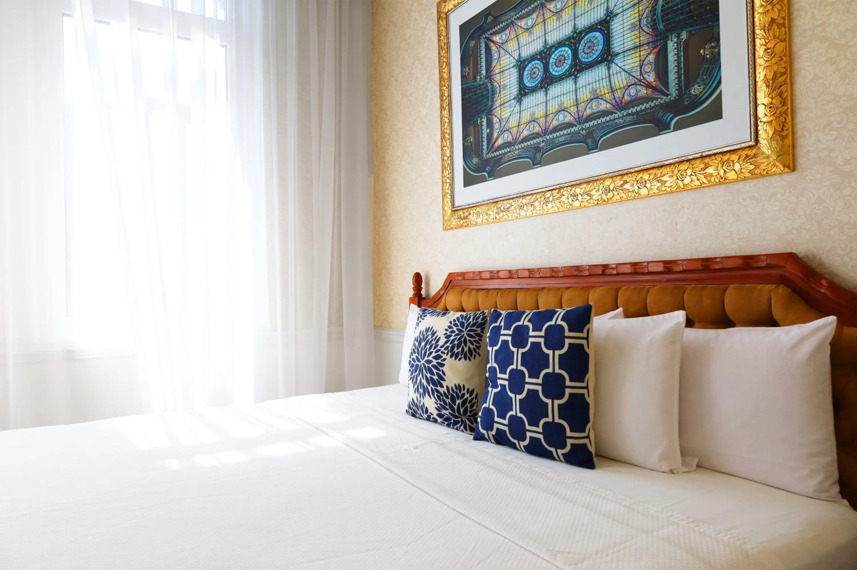 Bed in Gran Hotel Ciudad de México Zócalo View