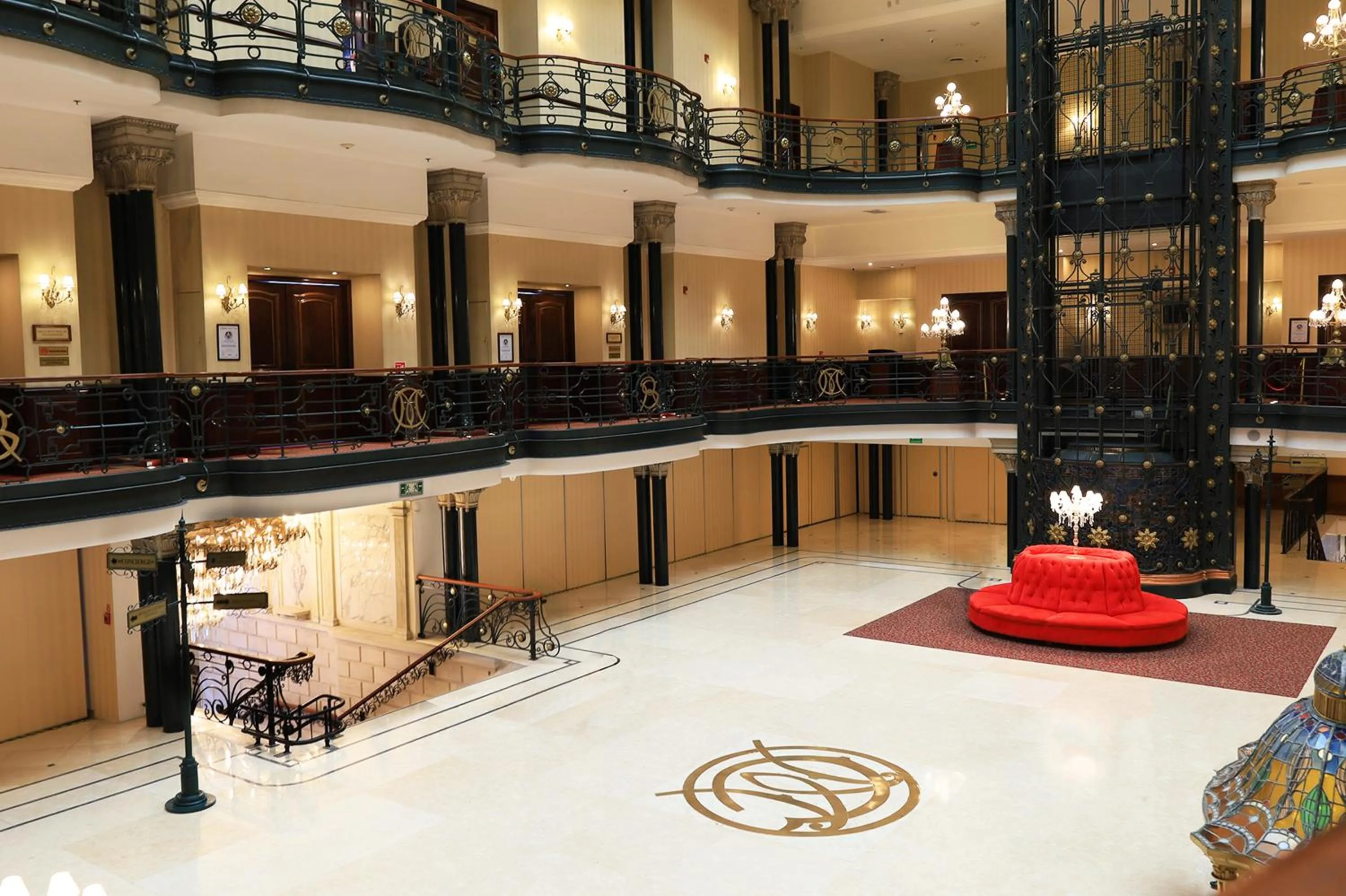 Property building in Gran Hotel Ciudad de México Zócalo View
