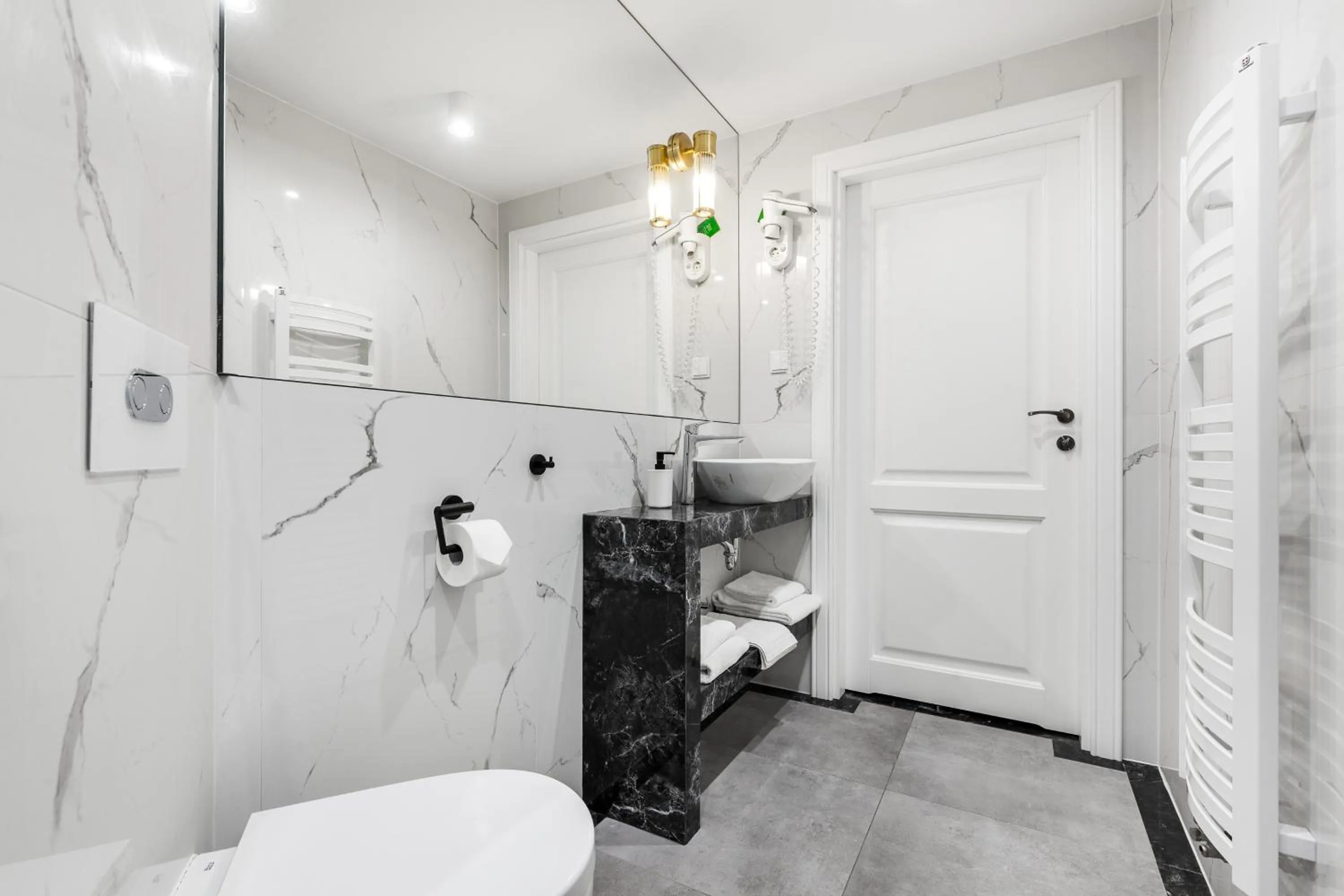 Shower in Prawdzic Family Resort & Wellness