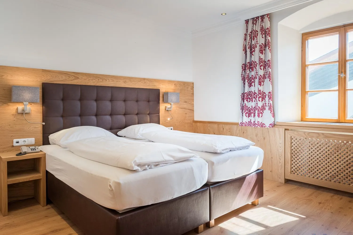 Bed in Hotel Plankenhof B&B