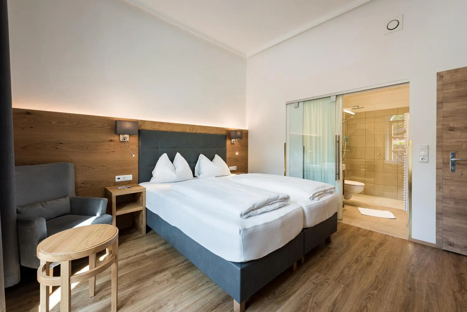 Bed in Hotel Plankenhof B&B