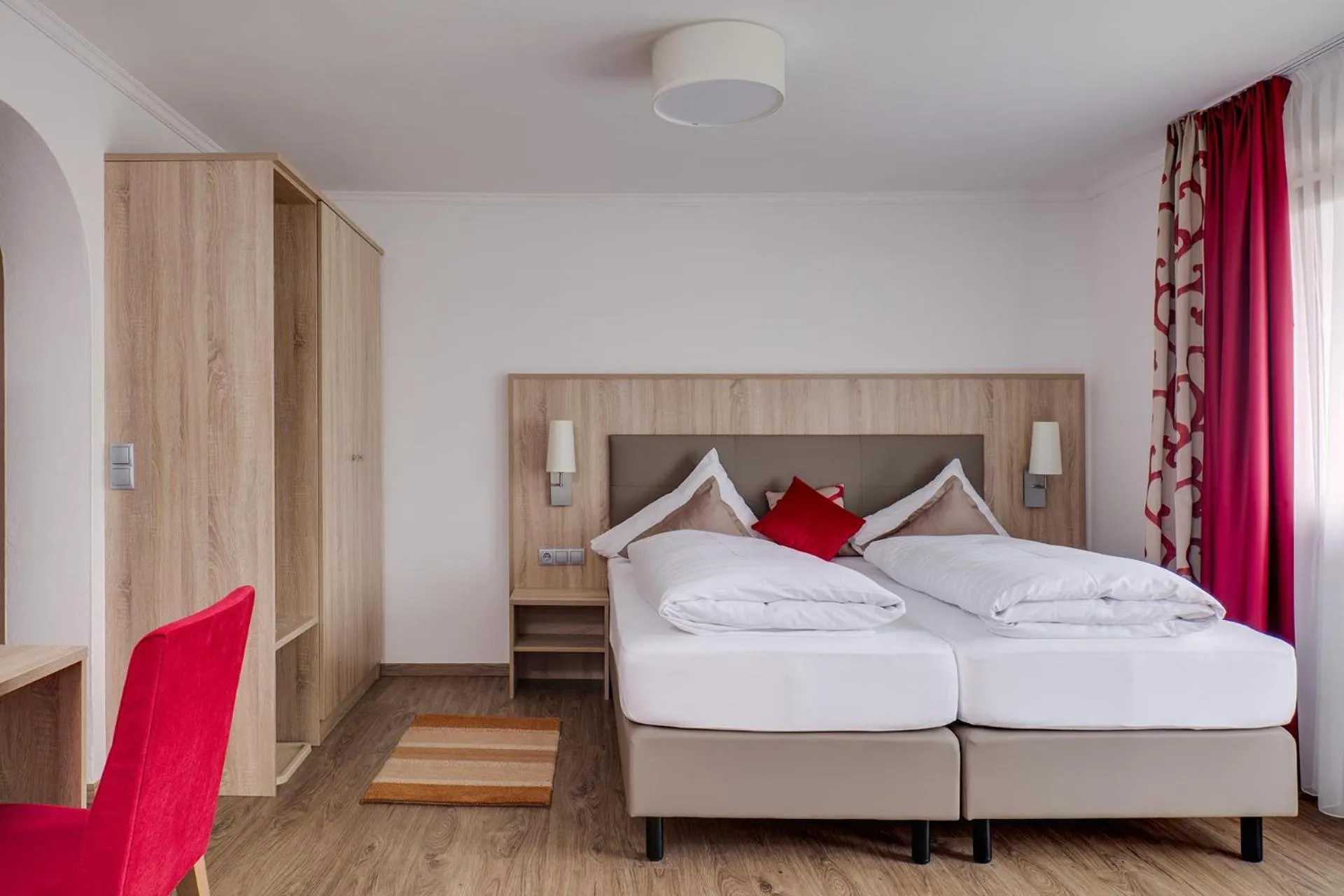 Bedroom, Bed in Alpenhotel Fernau