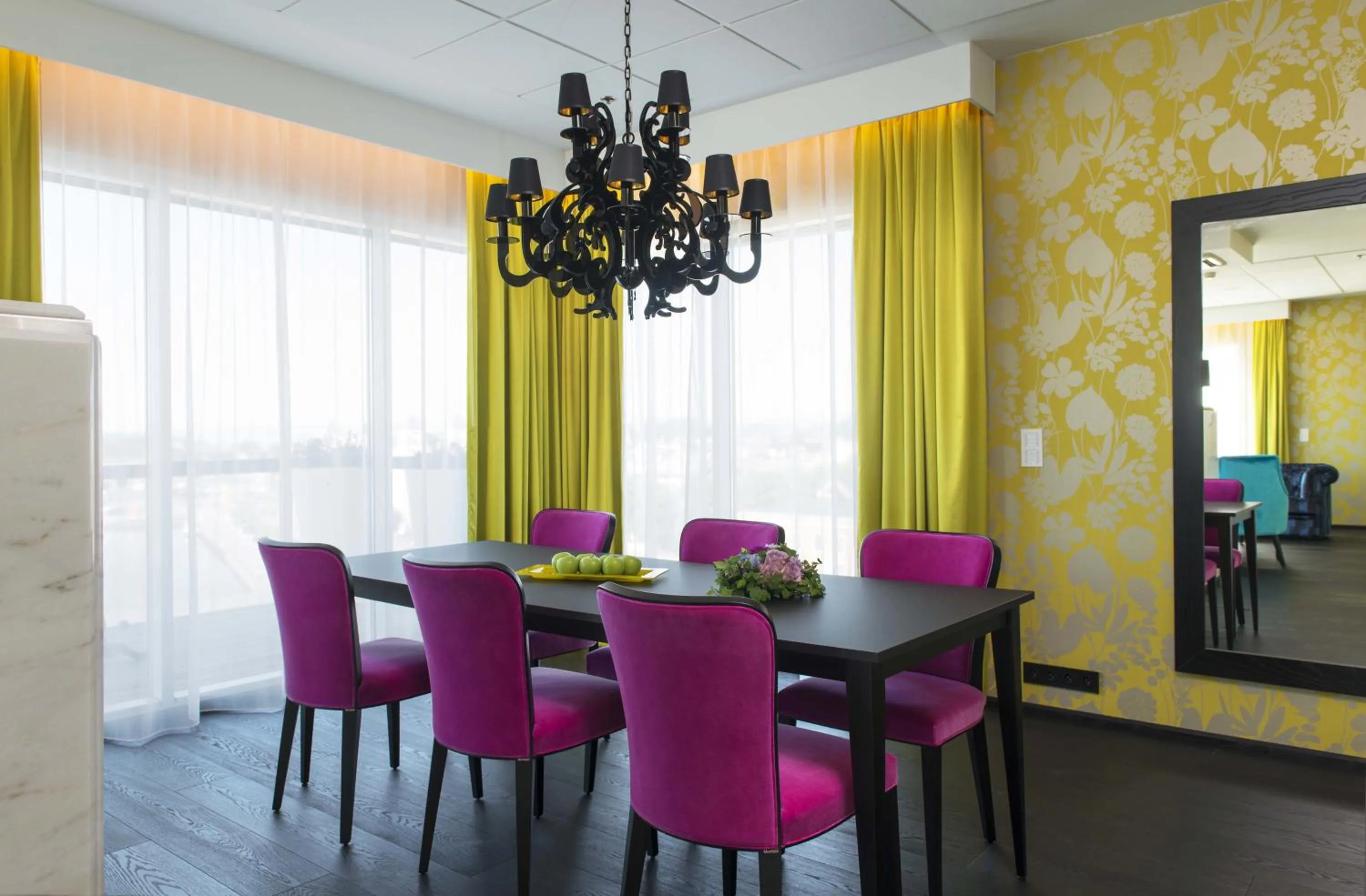 Dining area in Thon Hotel Opera