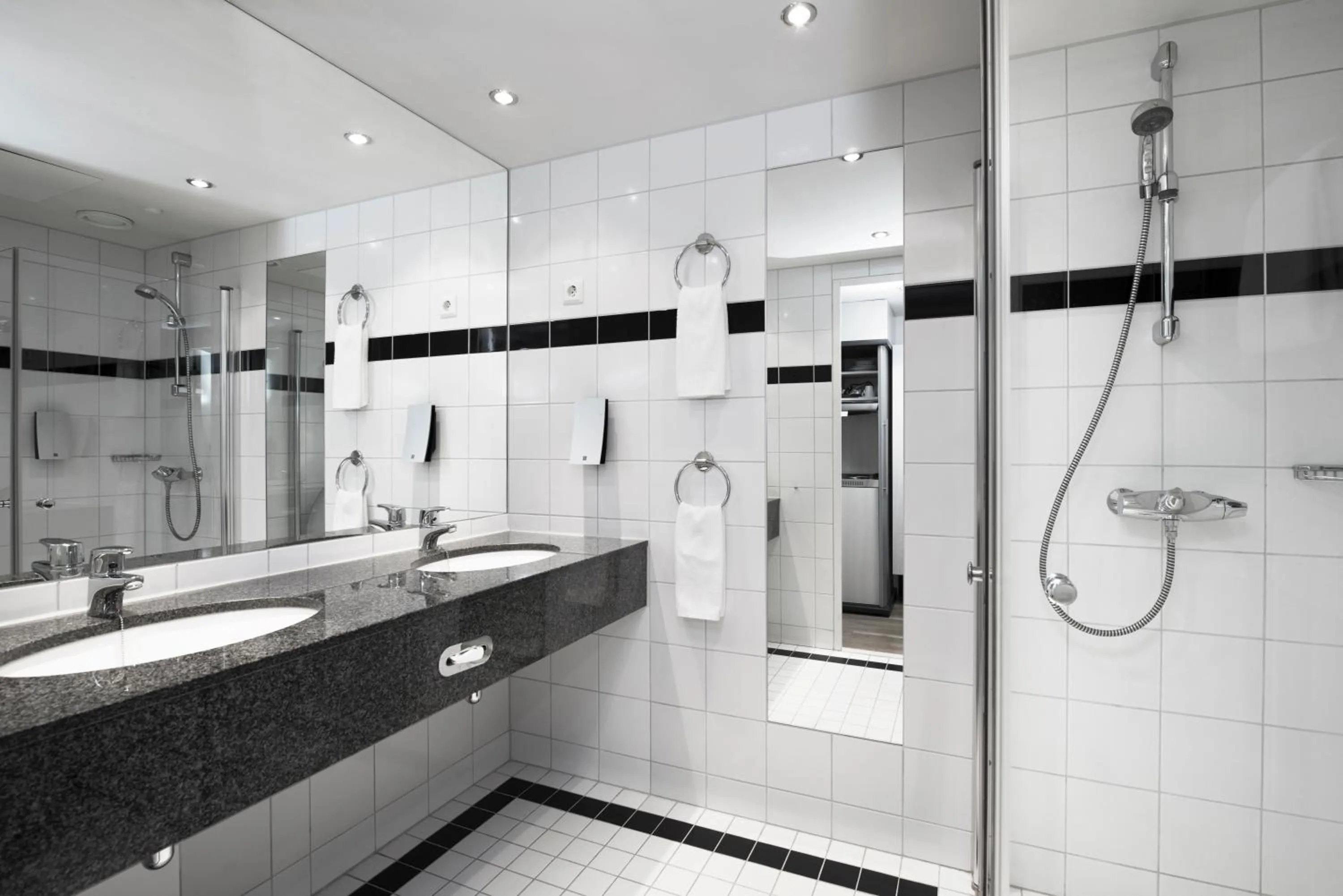 Shower in Thon Hotel Ski