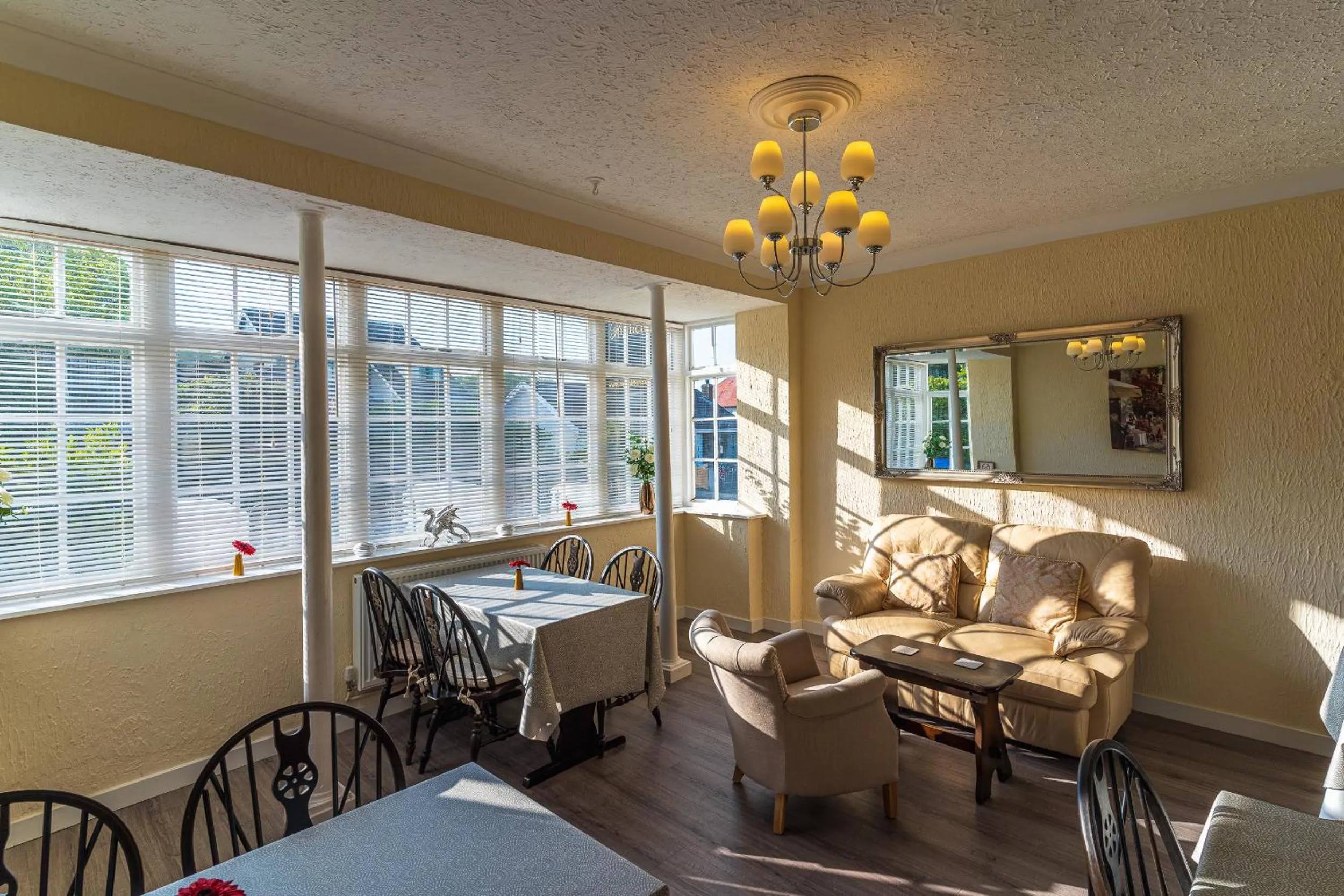 Rooms at The Highcliffe