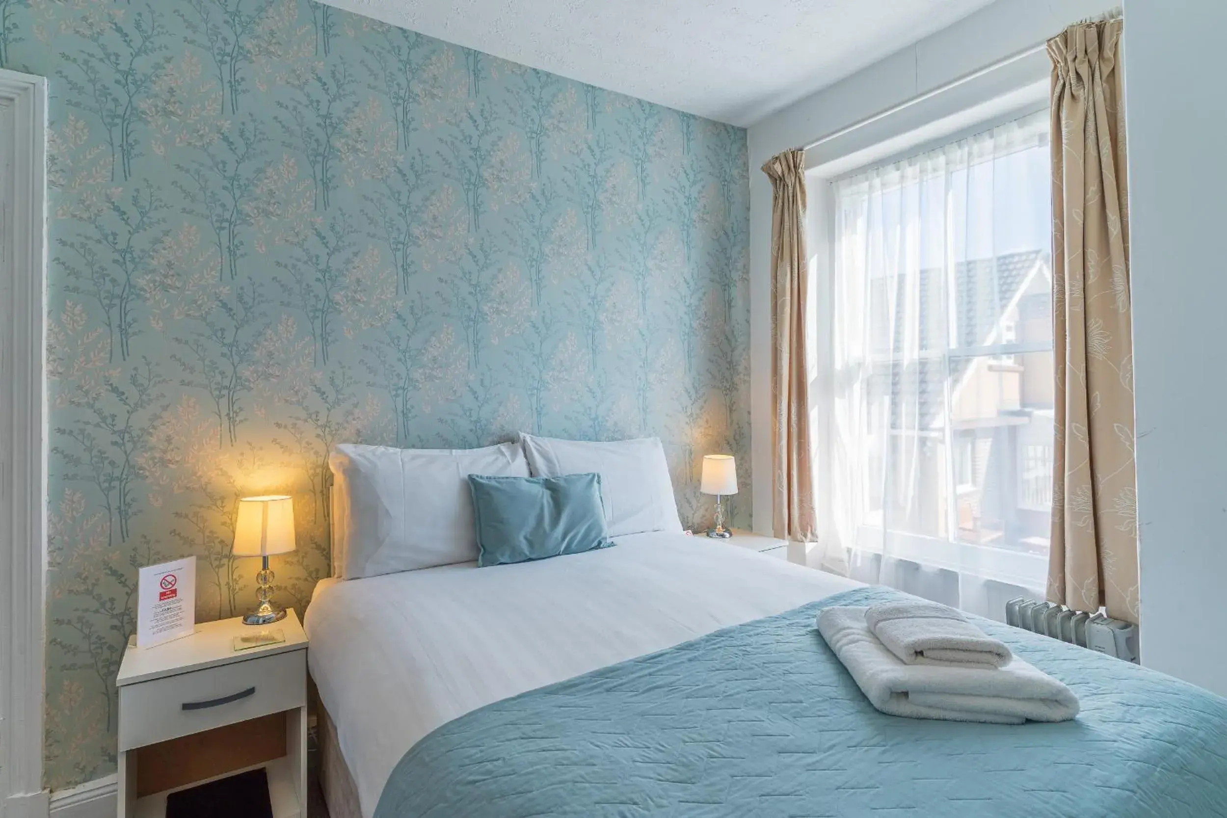 Single Room - single occupancy in Rooms at The Highcliffe Single Room - single occupancy in Rooms at The Highcliffe