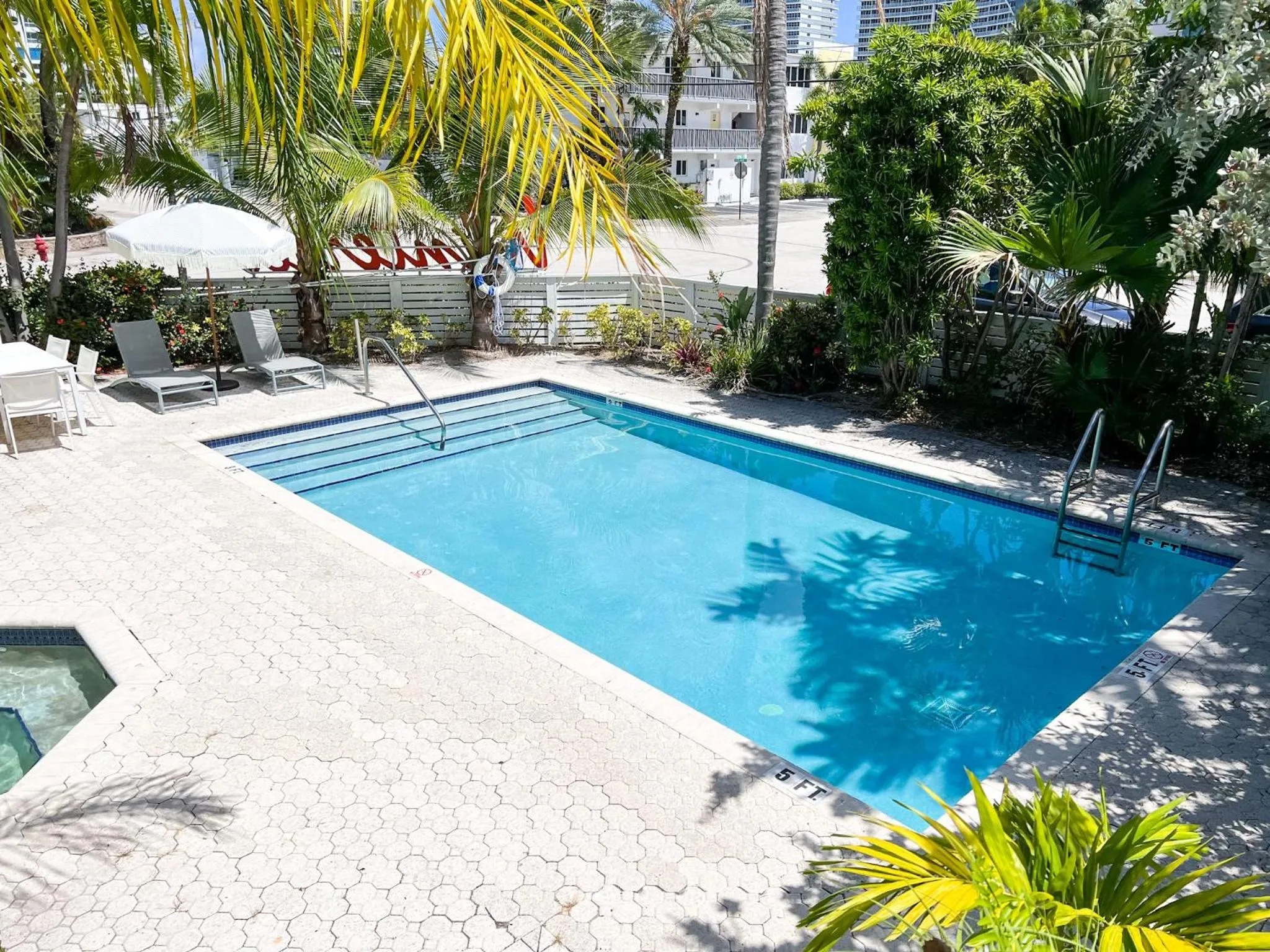 Hot Tub in Winterset