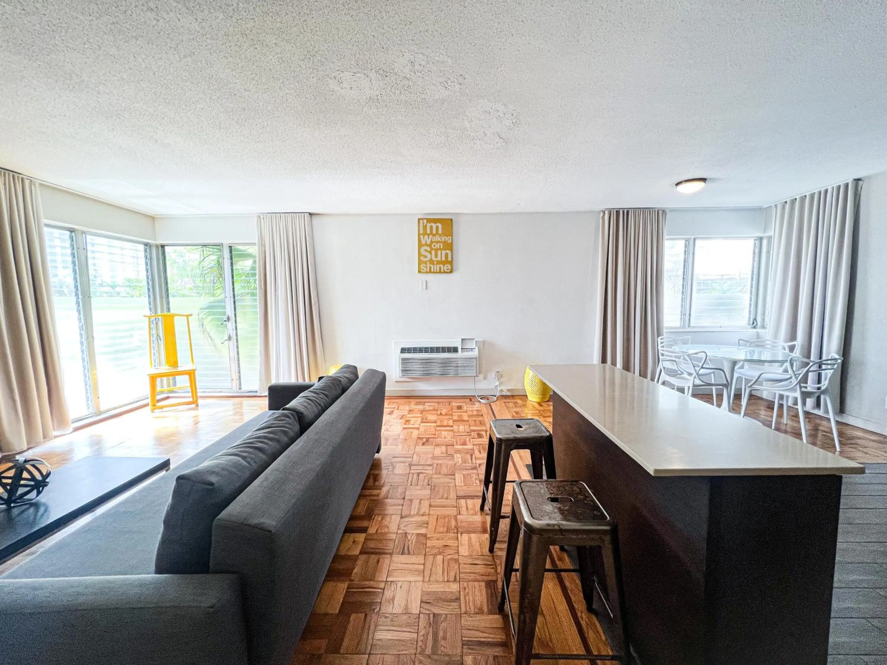 Living room in Winterset