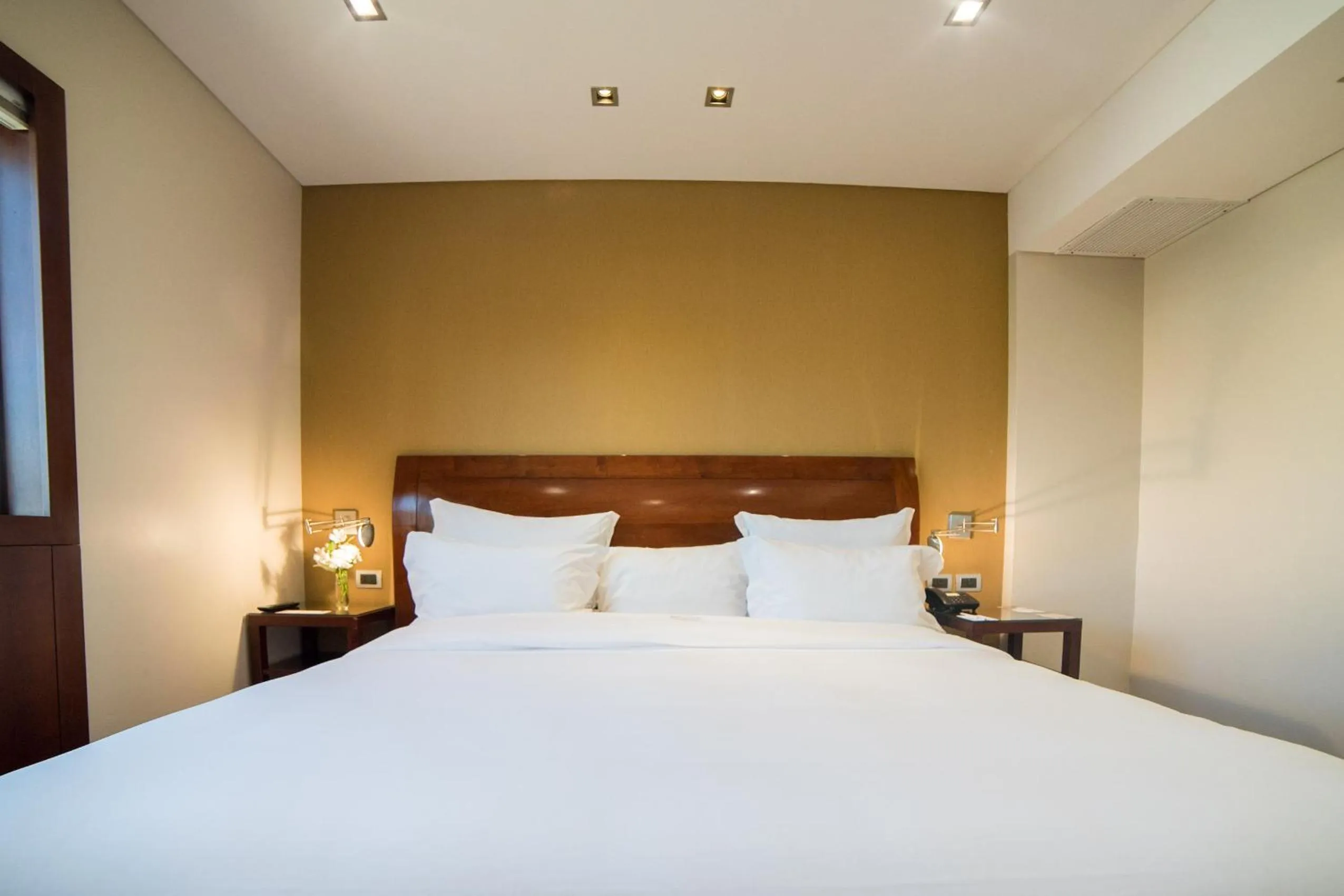 Bed in Windsor Hotel