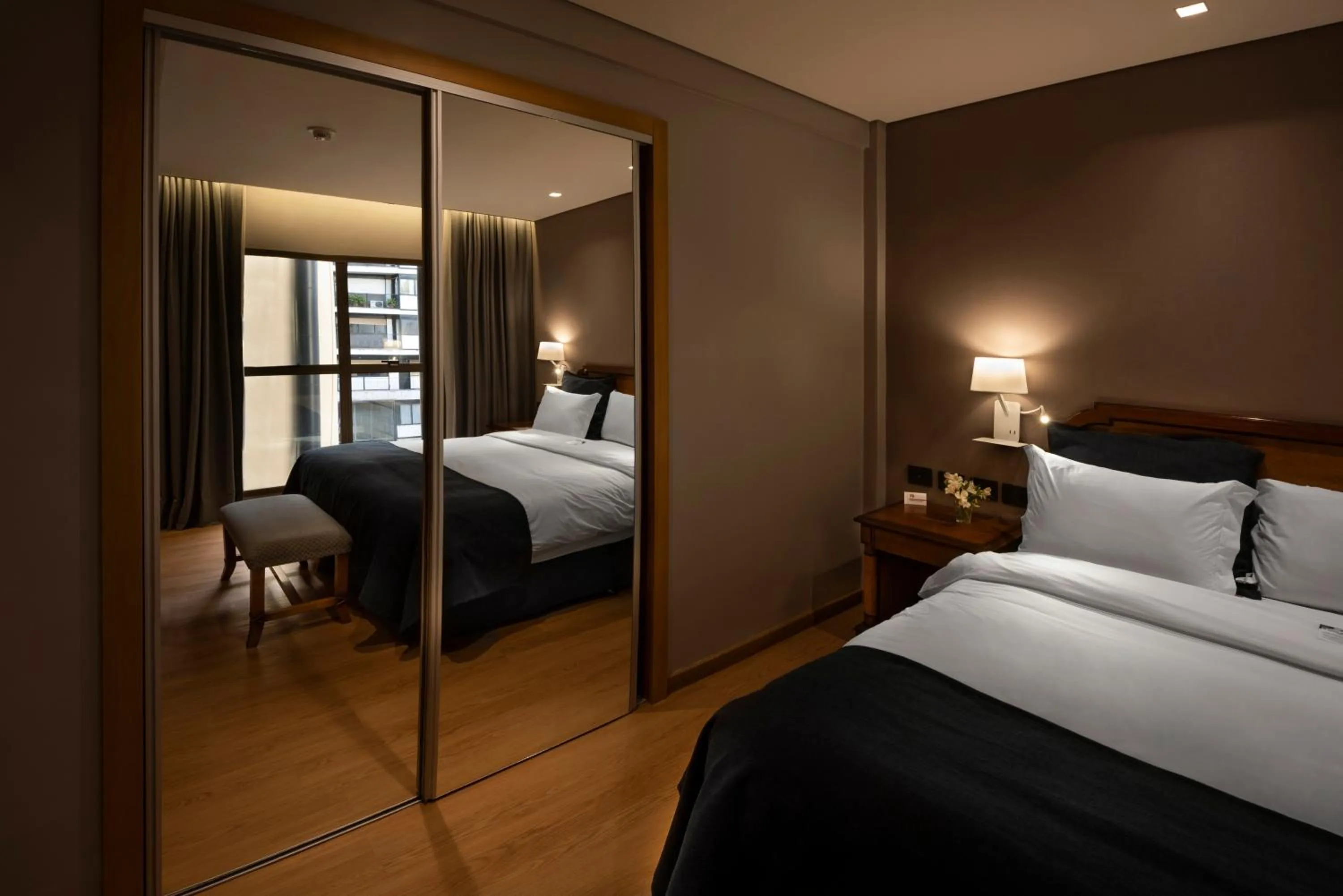 Photo of the whole room, Bed in Windsor Hotel