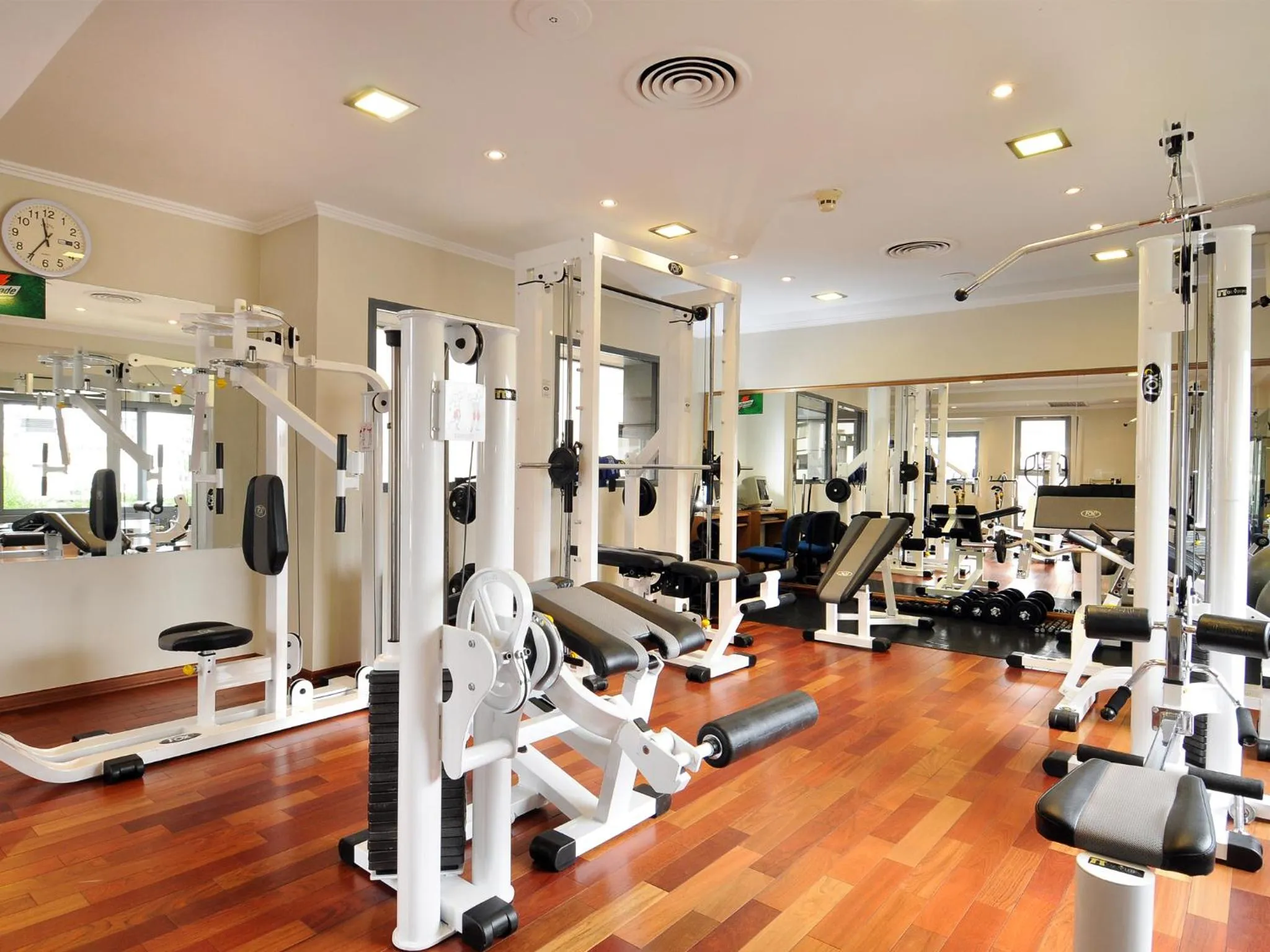 Fitness centre/facilities in Windsor Hotel