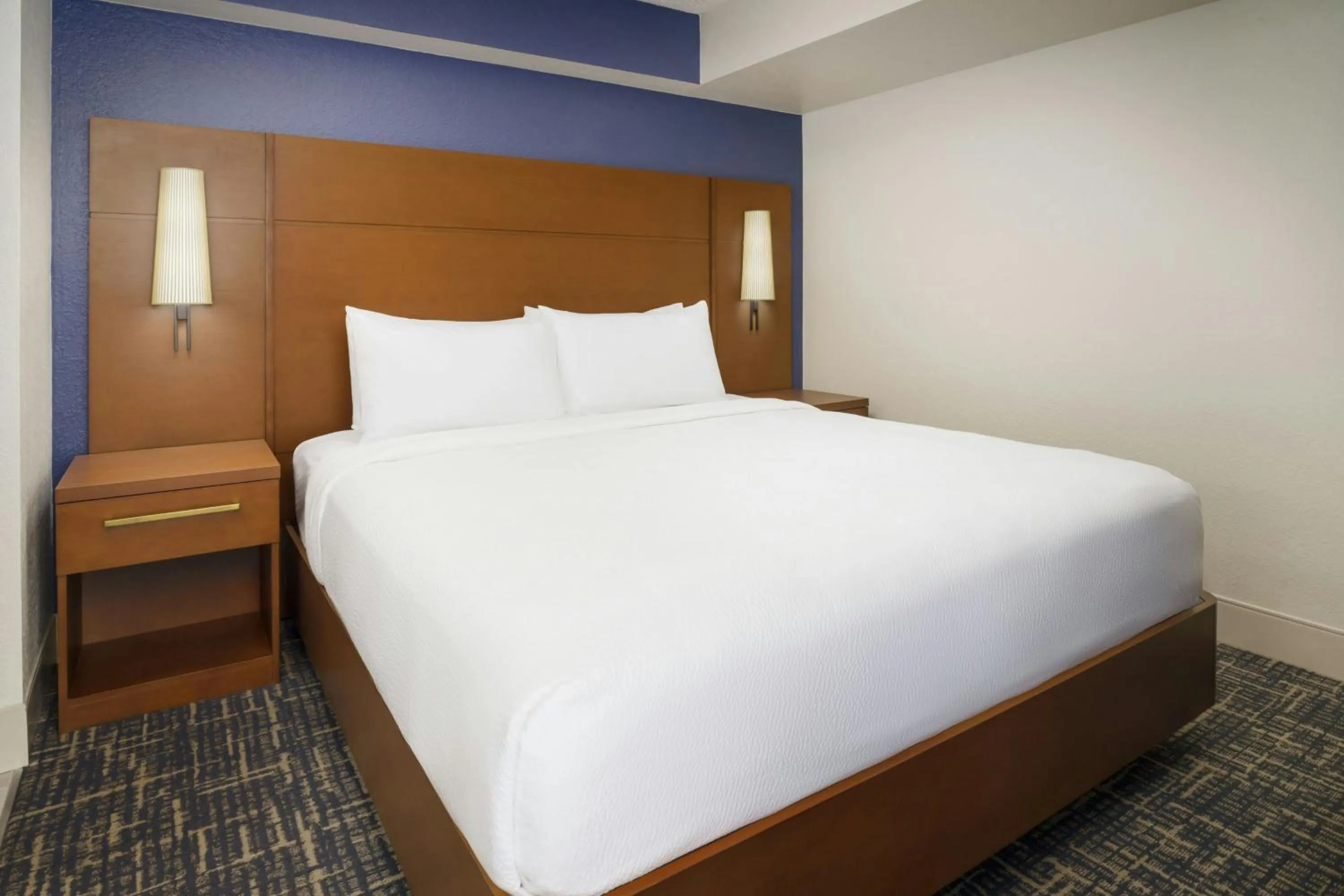 Bedroom, Bed in Residence Inn Orlando Lake Buena Vista