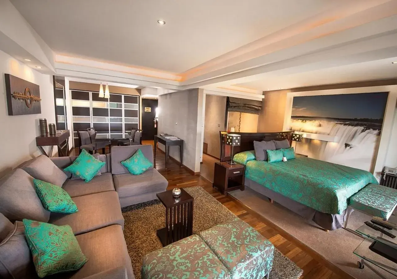 Suite with River View in Amérian Portal Del Iguazú Hotel Suite with River View in Amérian Portal Del Iguazú Hotel