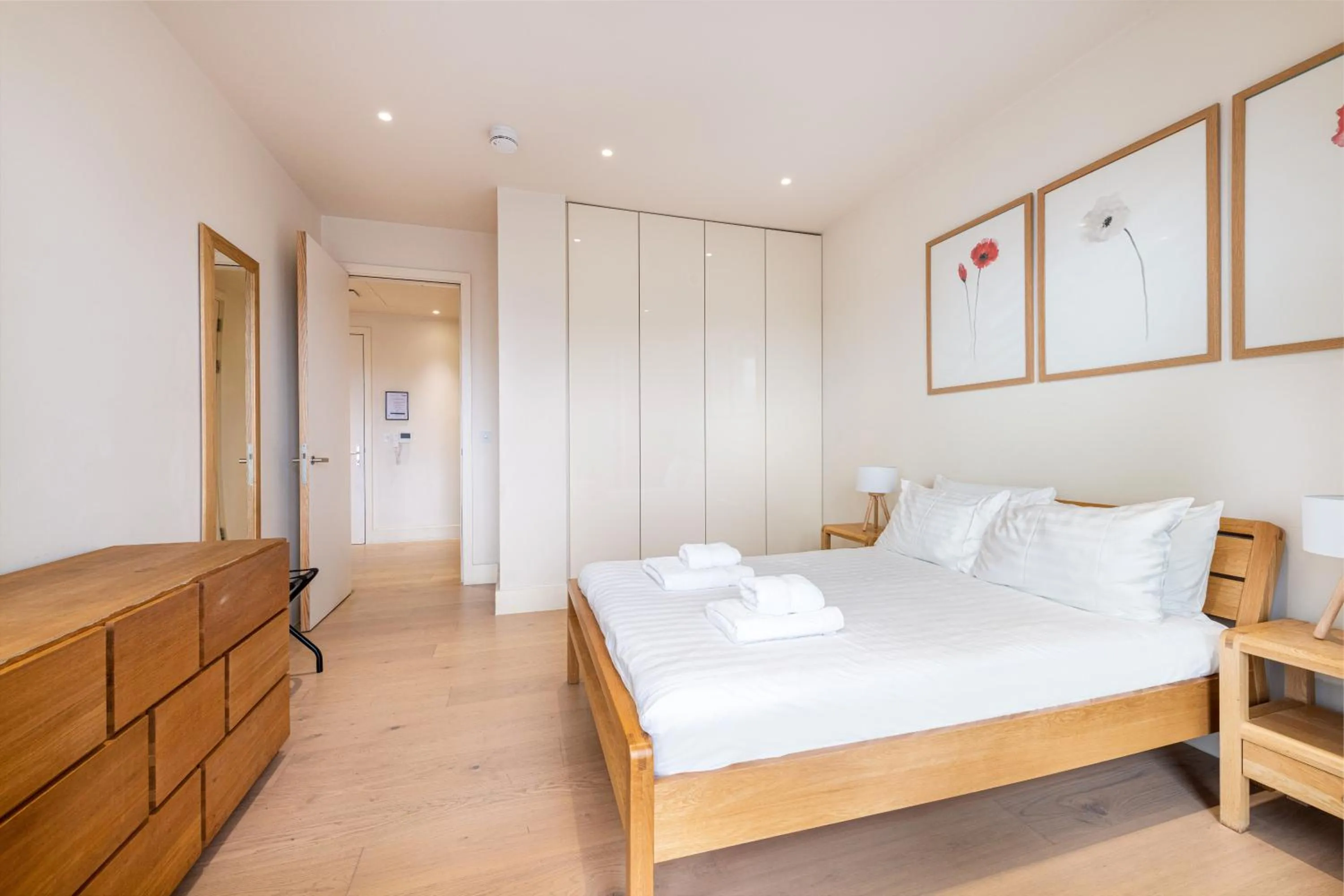 Bedroom in StayLux Waterloo