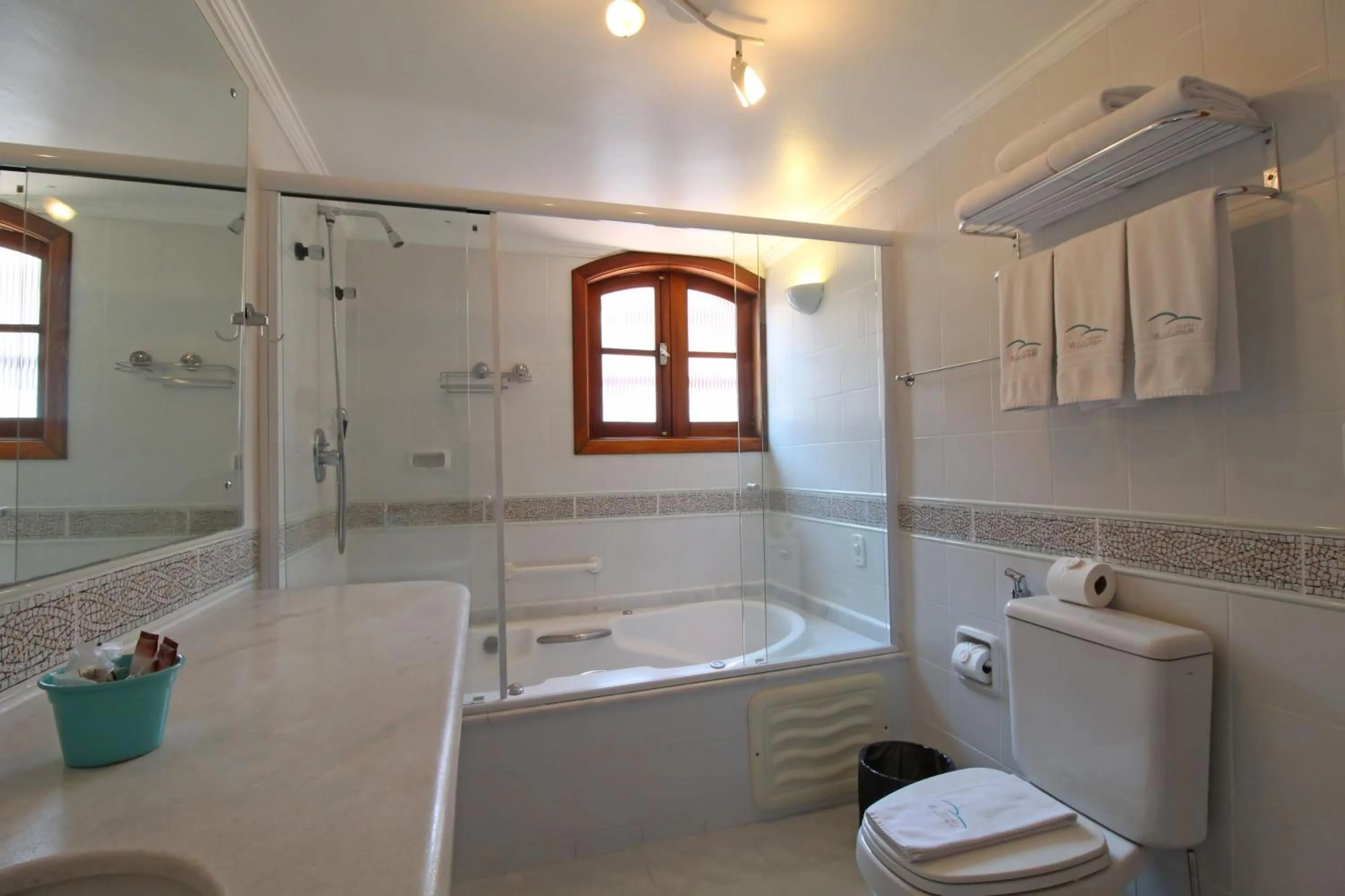 Shower in Pousada Villa Capivary Campos do Jordão