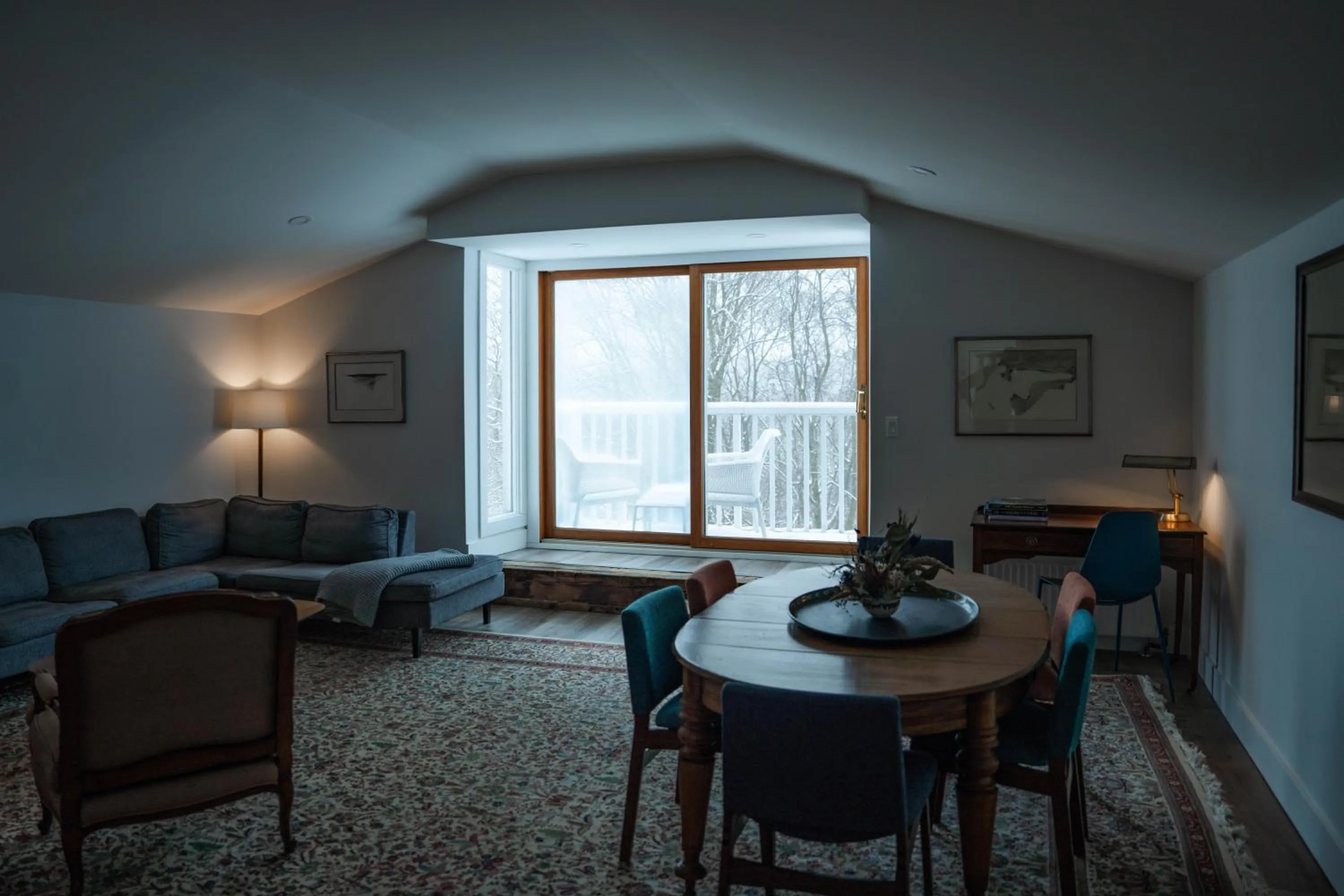 Living room in South Landing Inn