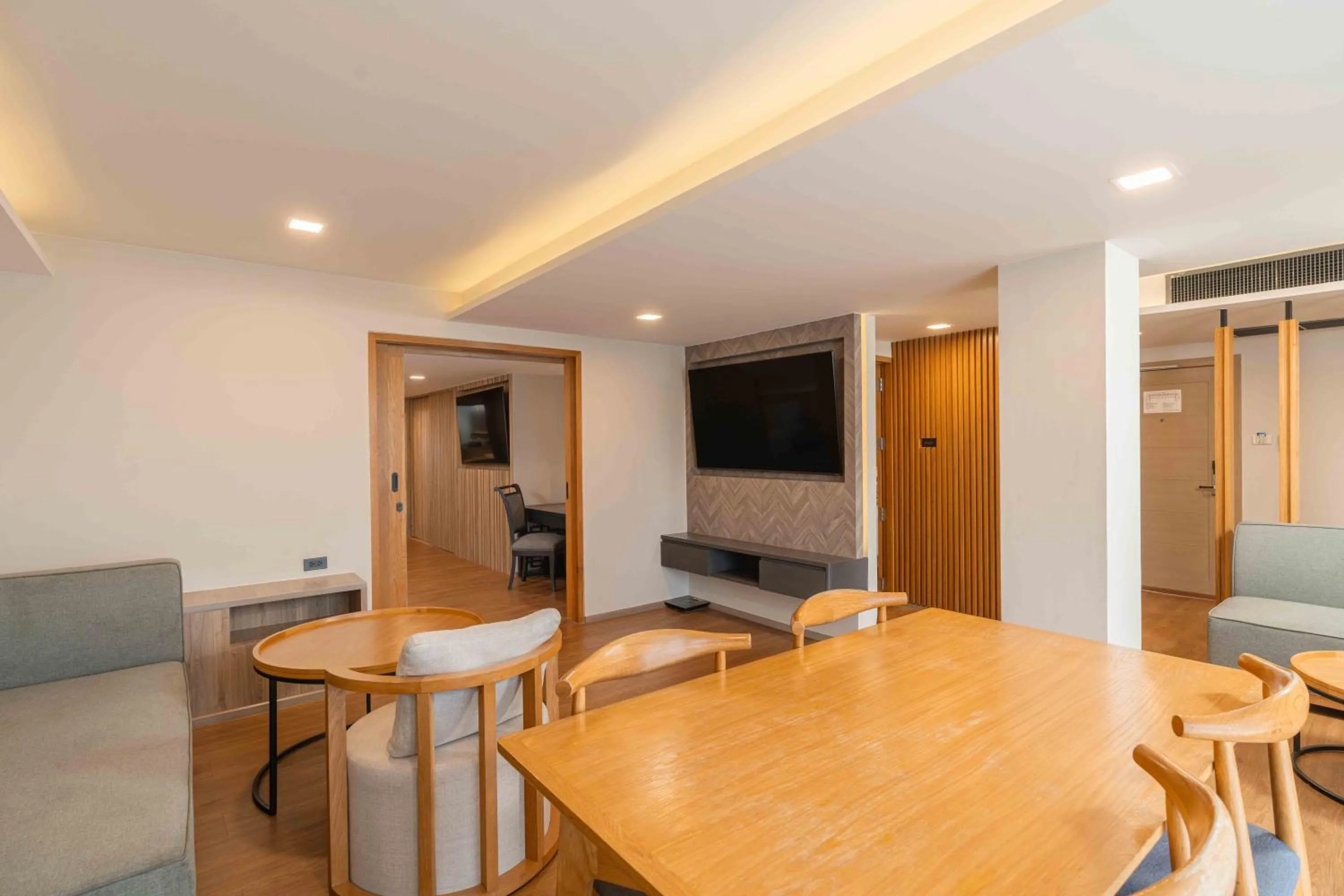 Phuket Graceland Resort and Spa