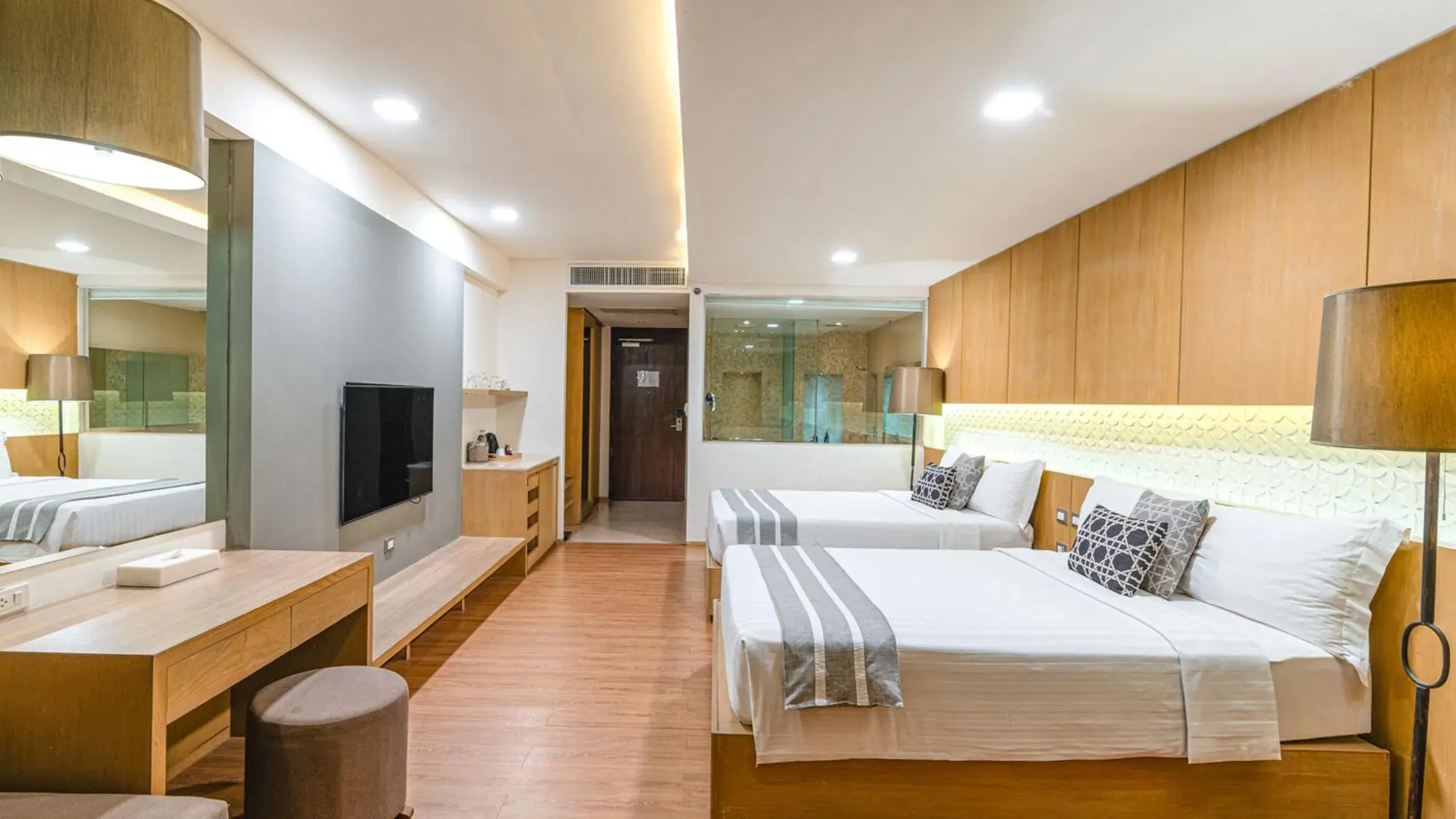 Sunset Deluxe Pool View in Phuket Graceland Resort and Spa Sunset Deluxe Pool View in Phuket Graceland Resort and Spa