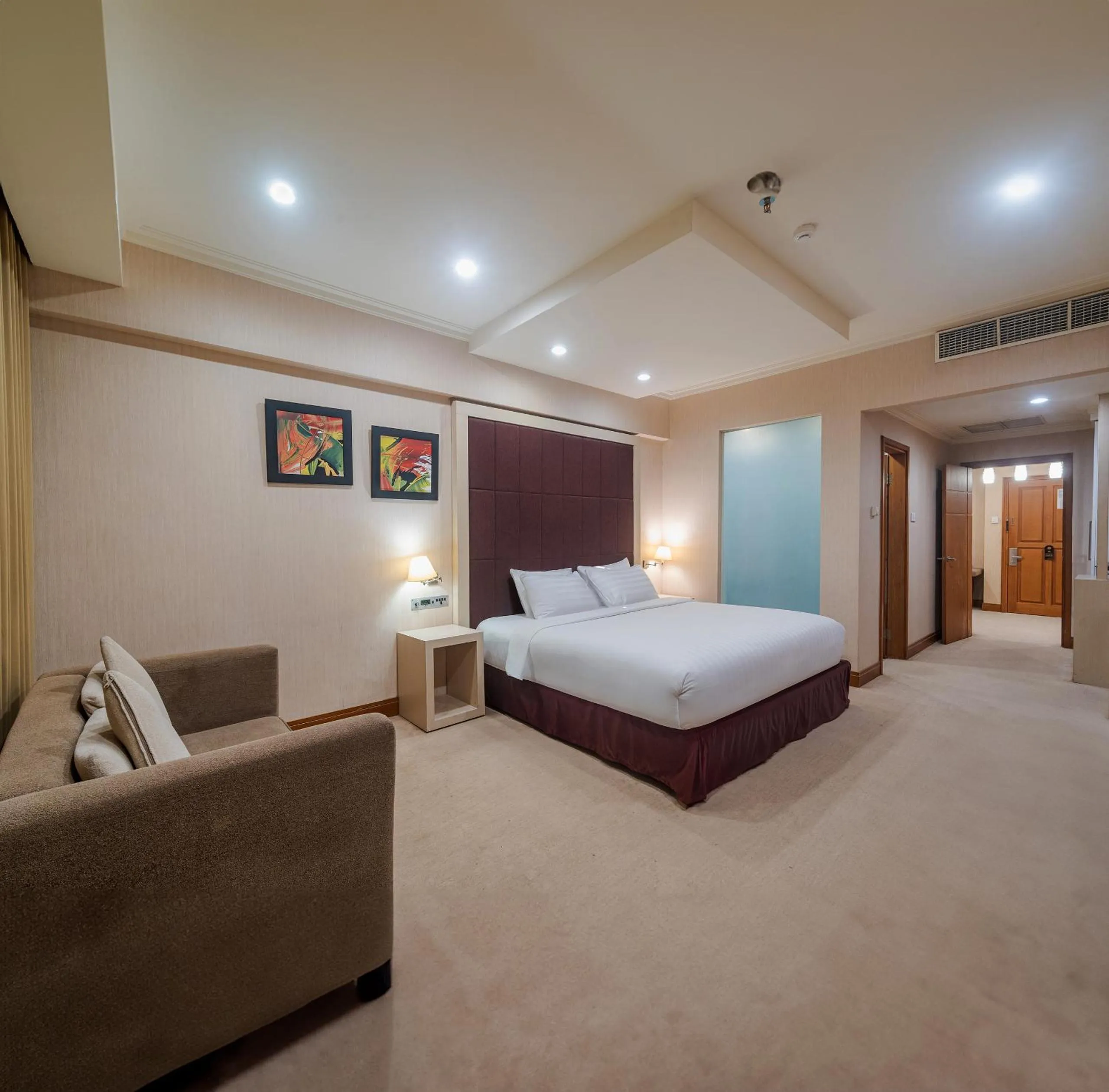 Bedroom, Bed in Surabaya Suites Hotel Powered by Archipelago