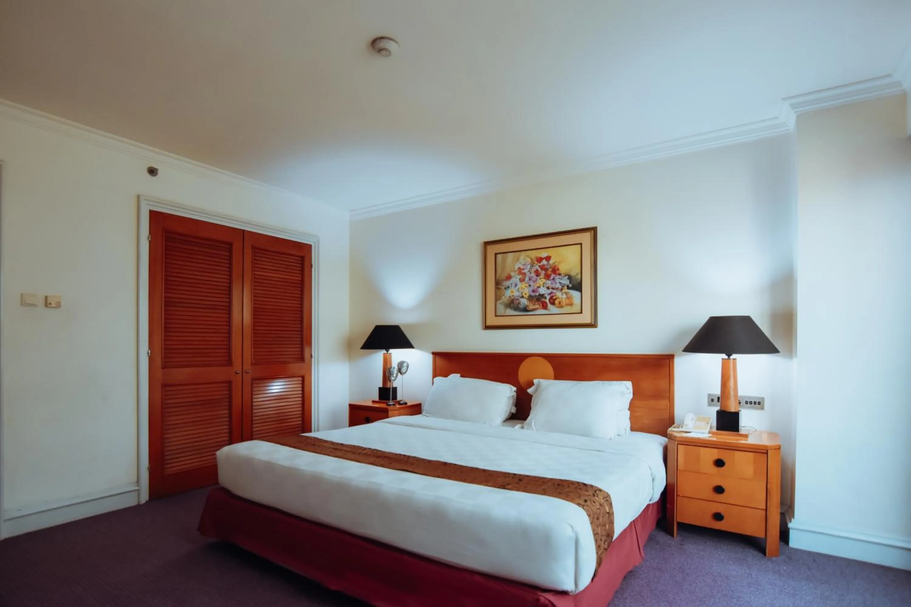 Bedroom, Bed in Surabaya Suites Hotel Powered by Archipelago