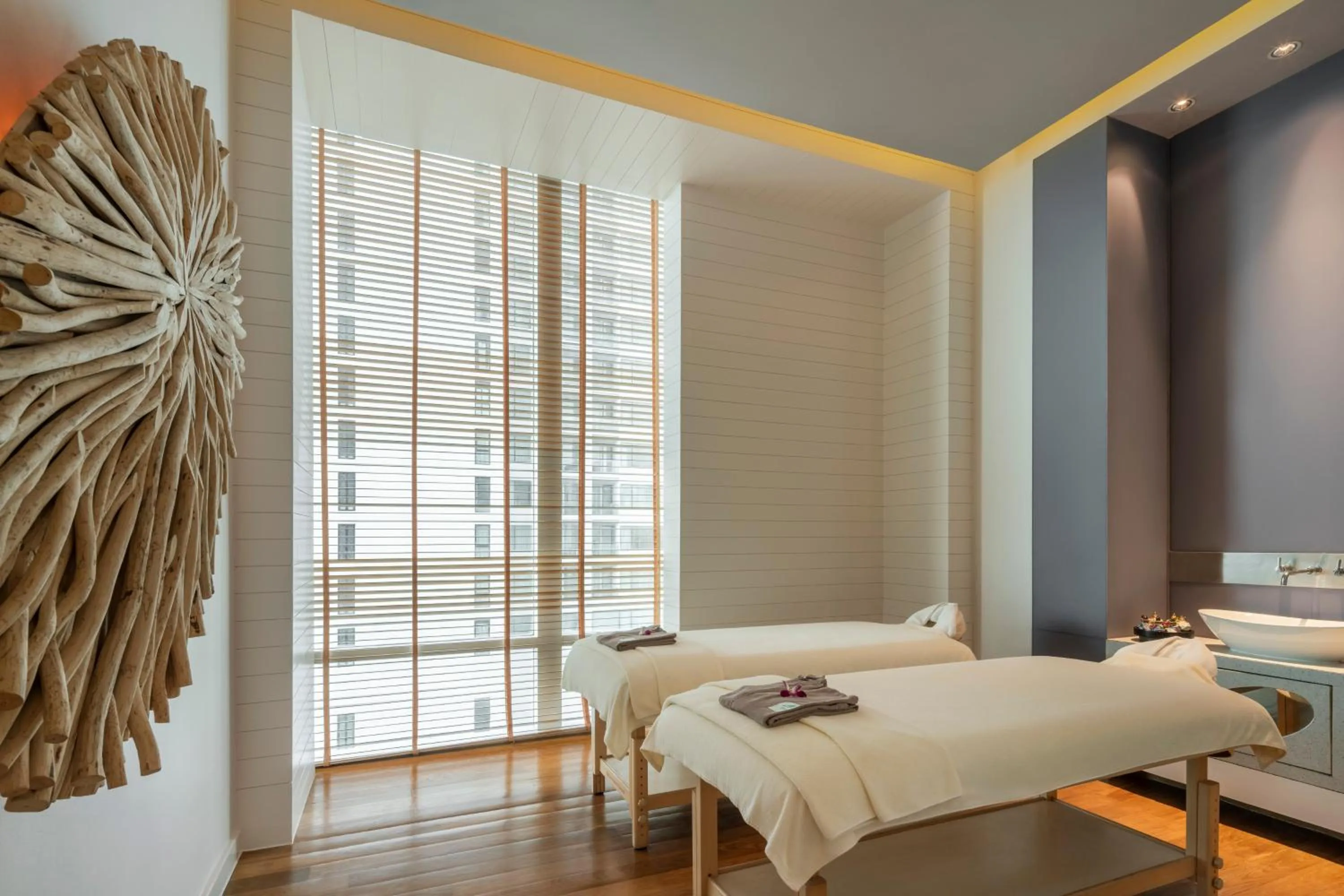 Spa and wellness centre/facilities, Bed in Holiday Inn Pattaya by IHG