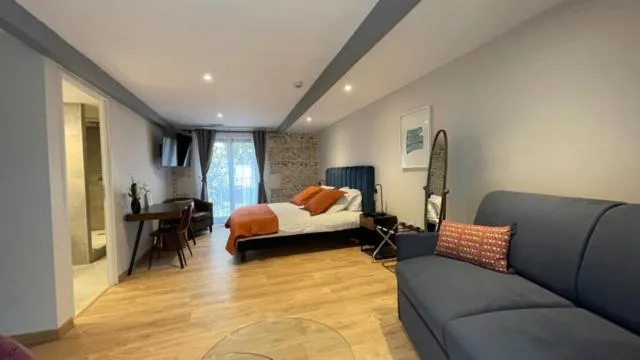 Photo of the whole room, Bed in Hotel Mas De Galoffre