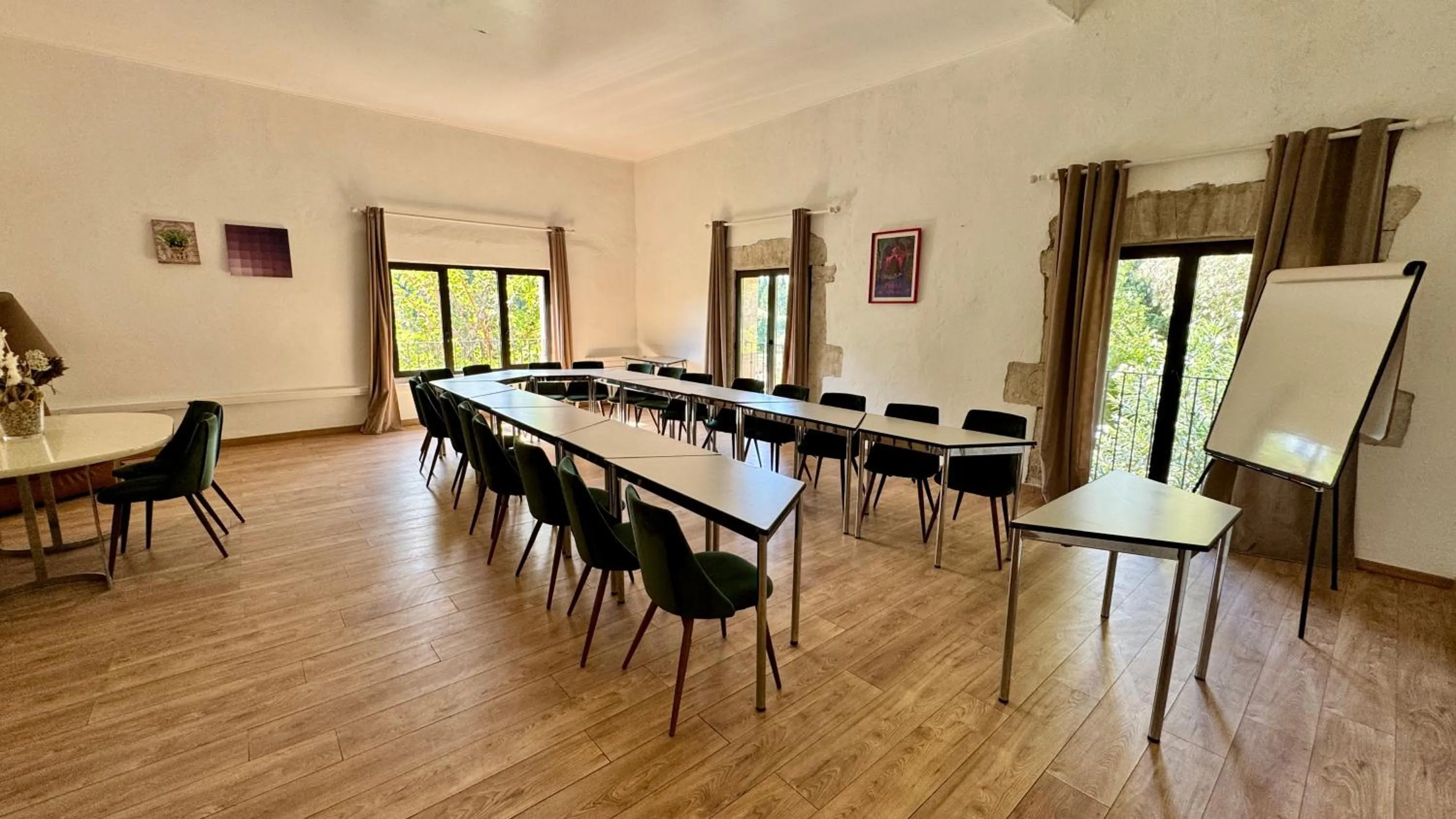 Meeting/conference room in Hotel Le Galambre