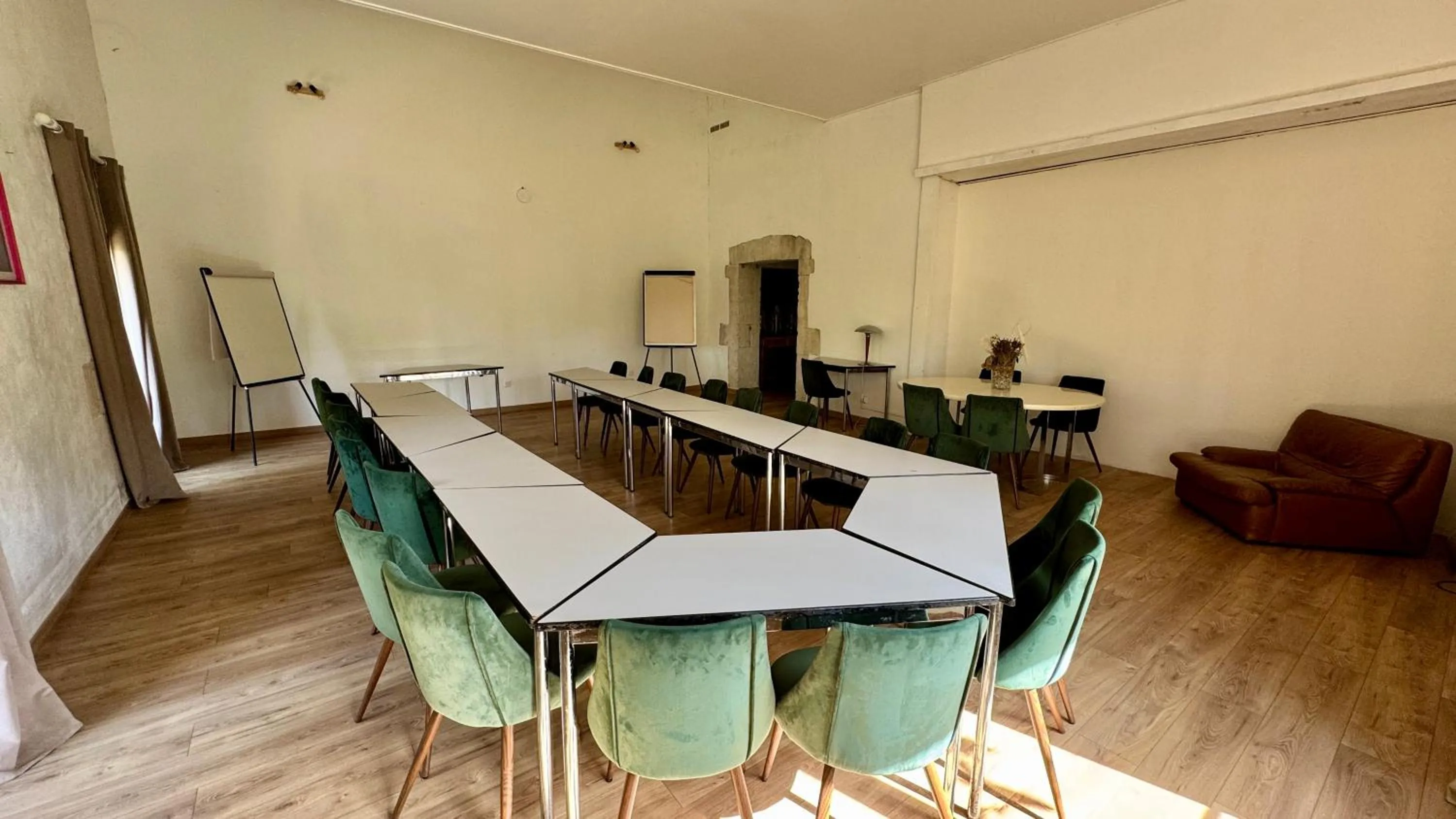 Meeting/conference room in Hotel Le Galambre