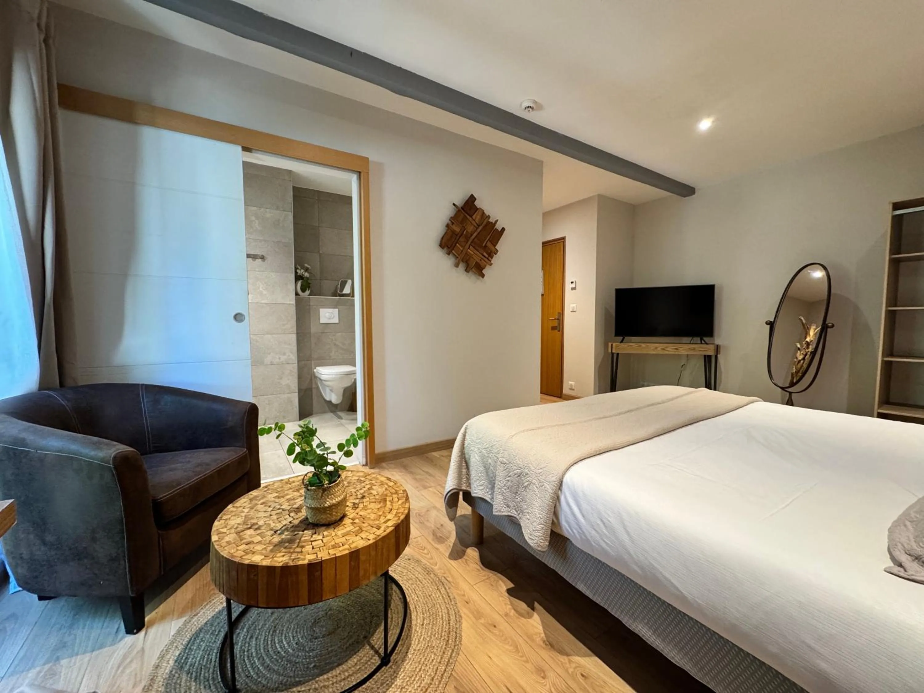 Bed in Hotel Le Galambre