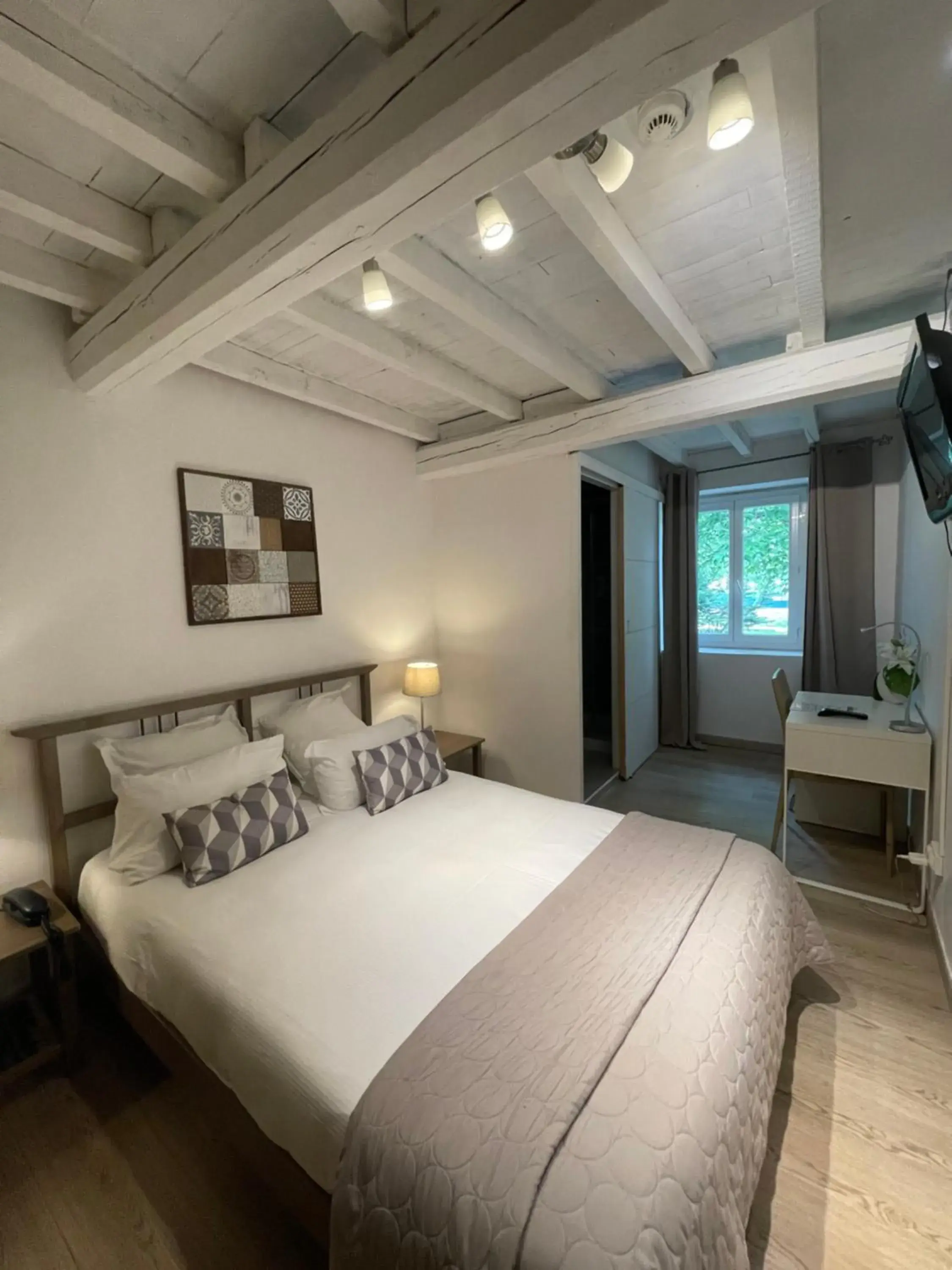 Standard Double Room in Hotel Mas De Galoffre Standard Double Room in Hotel Mas De Galoffre