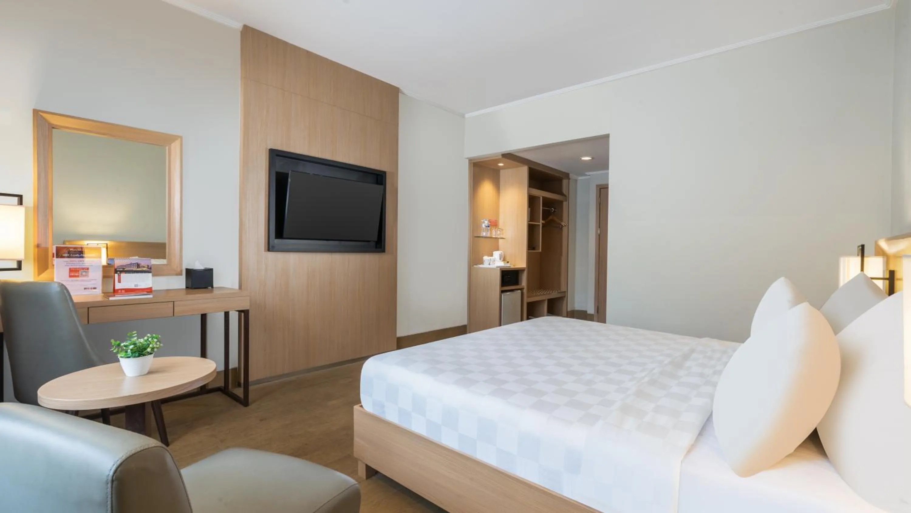 Bedroom, Bed in Swiss-Belhotel Manokwari