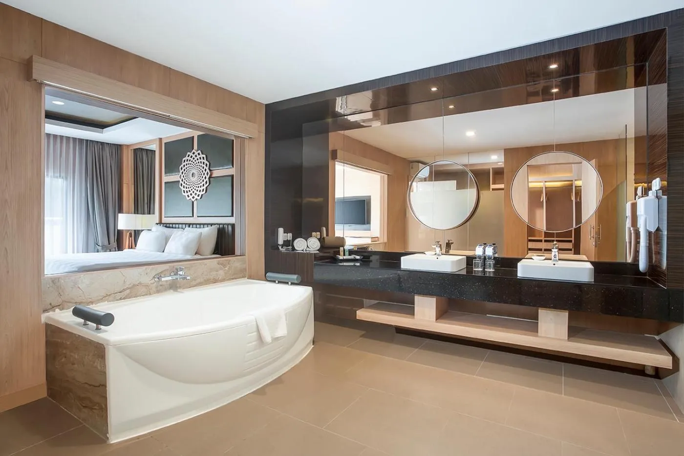 Bathroom, Bed in Swiss-Belhotel Manokwari