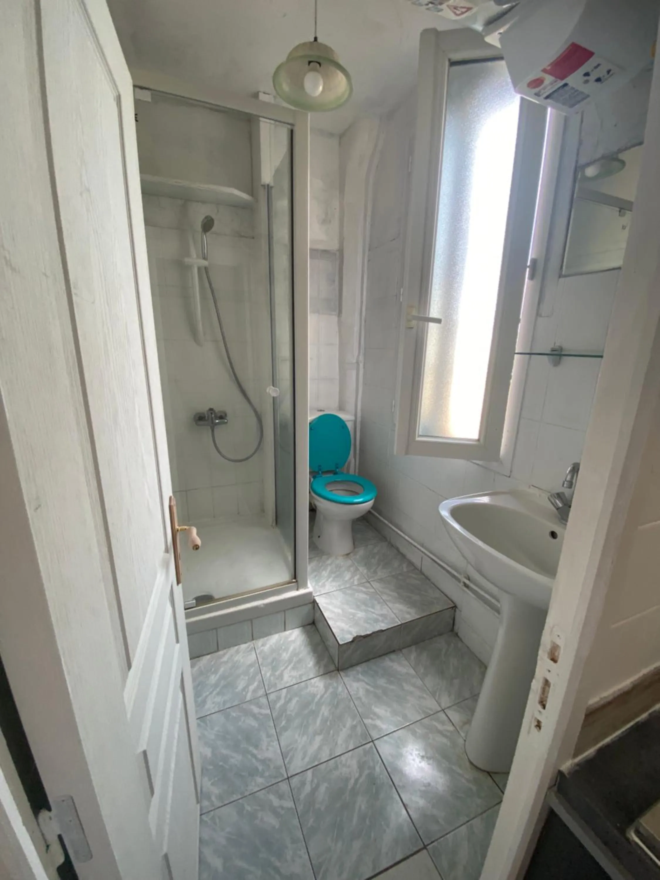 Bathroom in RENT APPART - Colombes