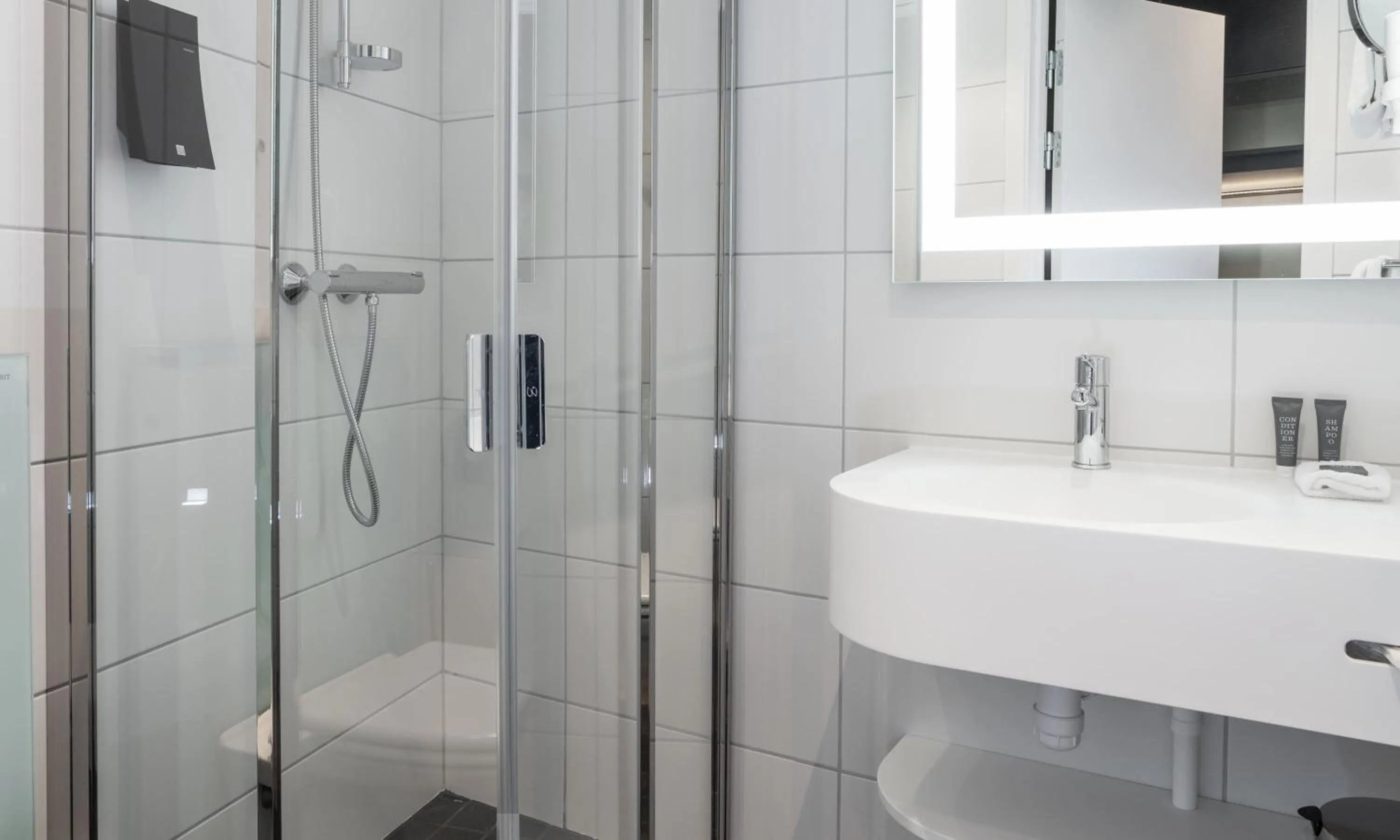 Shower in Thon Hotel Harstad