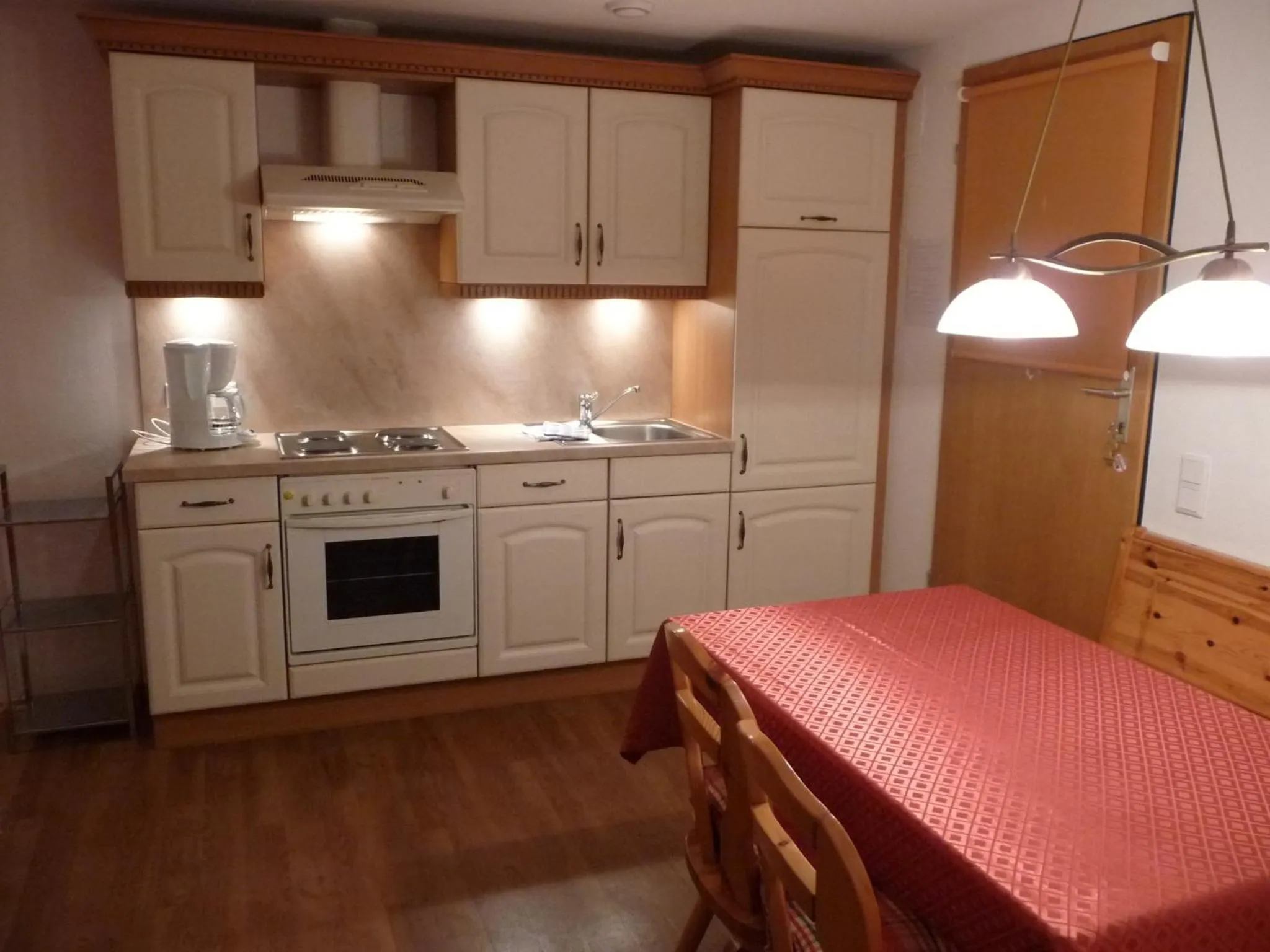 Kitchen or kitchenette in Appartements Ferienwohnungen Alpenblick