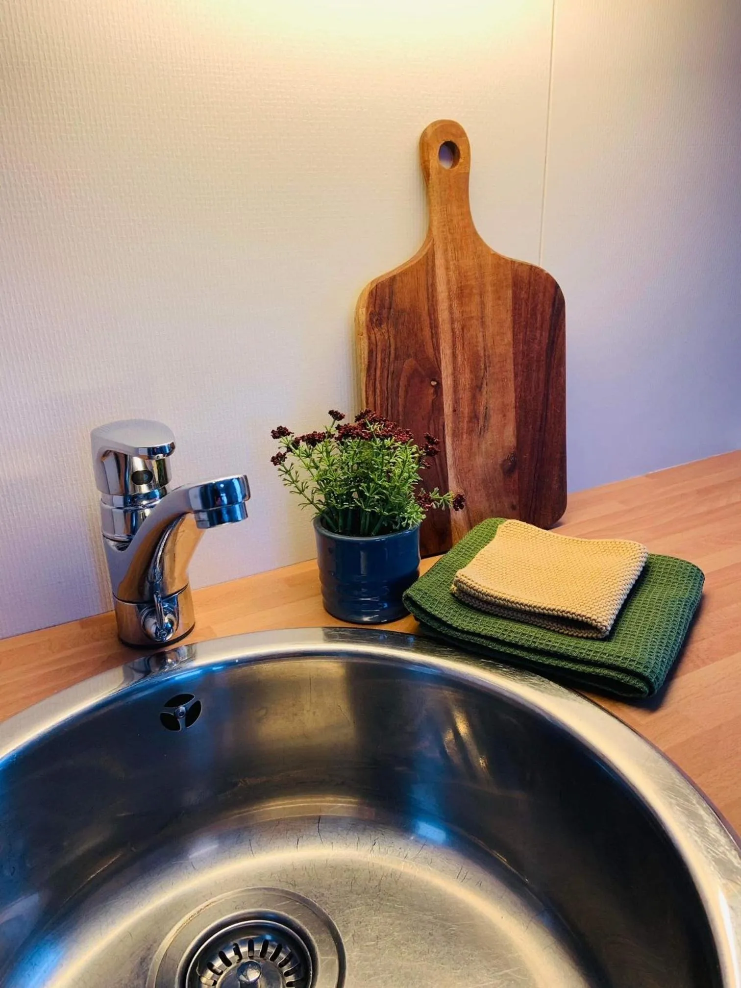 kitchen in Vikingskipet Hotell