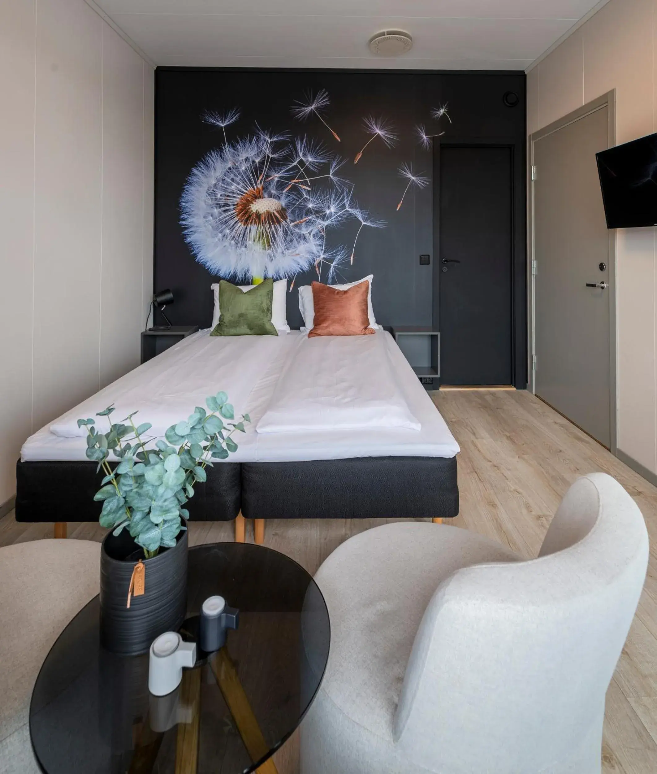 Large Double Room in Vikingskipet Hotell Large Double Room in Vikingskipet Hotell