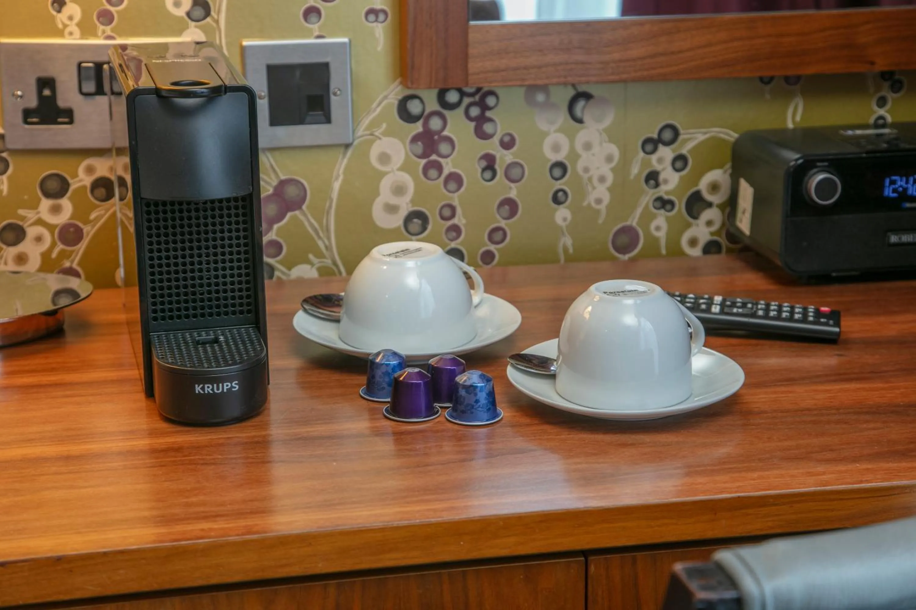 Coffee/tea facilities in Heywood House Hotel, BW Signature Collection
