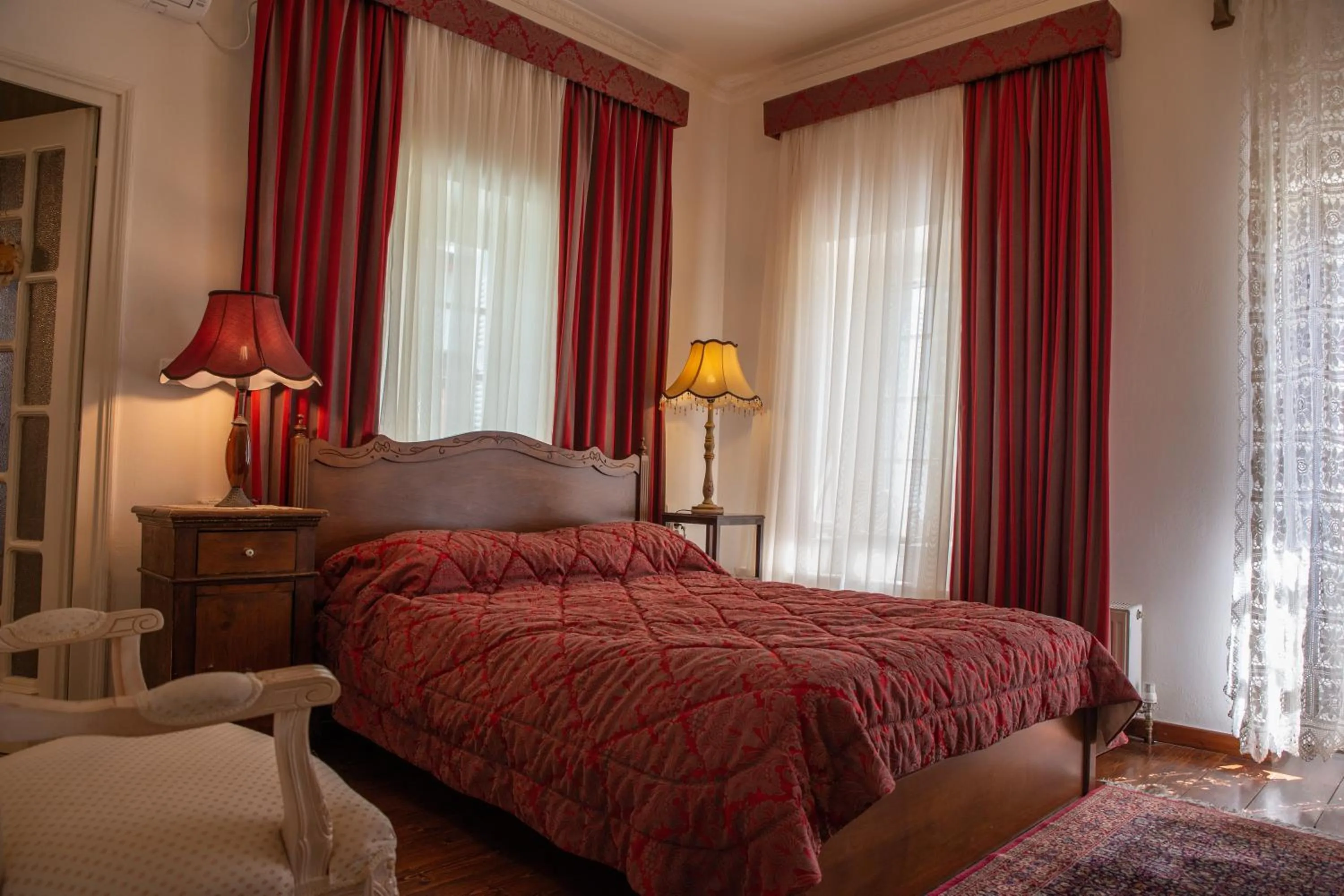 Bed in Archontiko Stamou