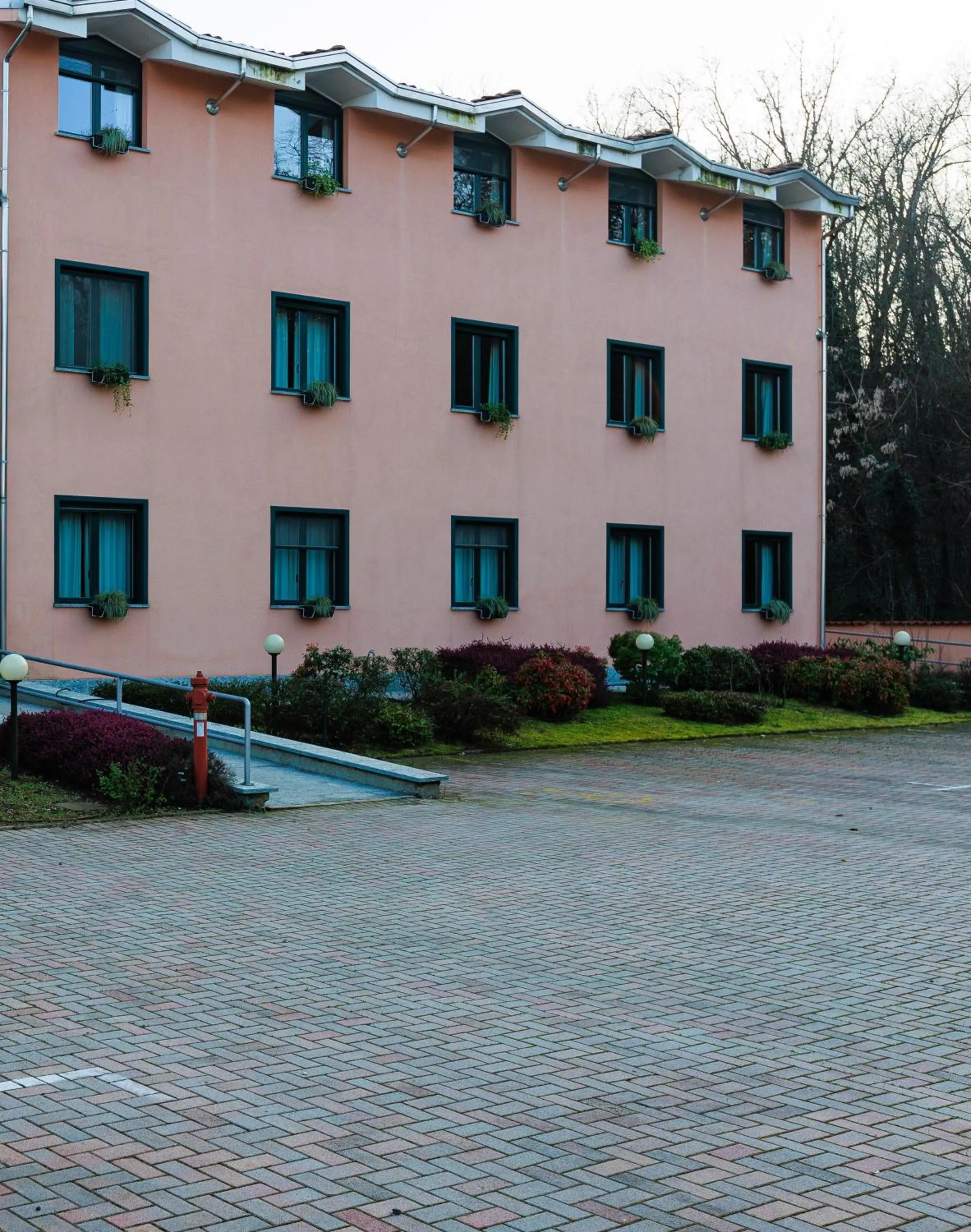Property building in Hotel Villa Delle Rose - Malpensa