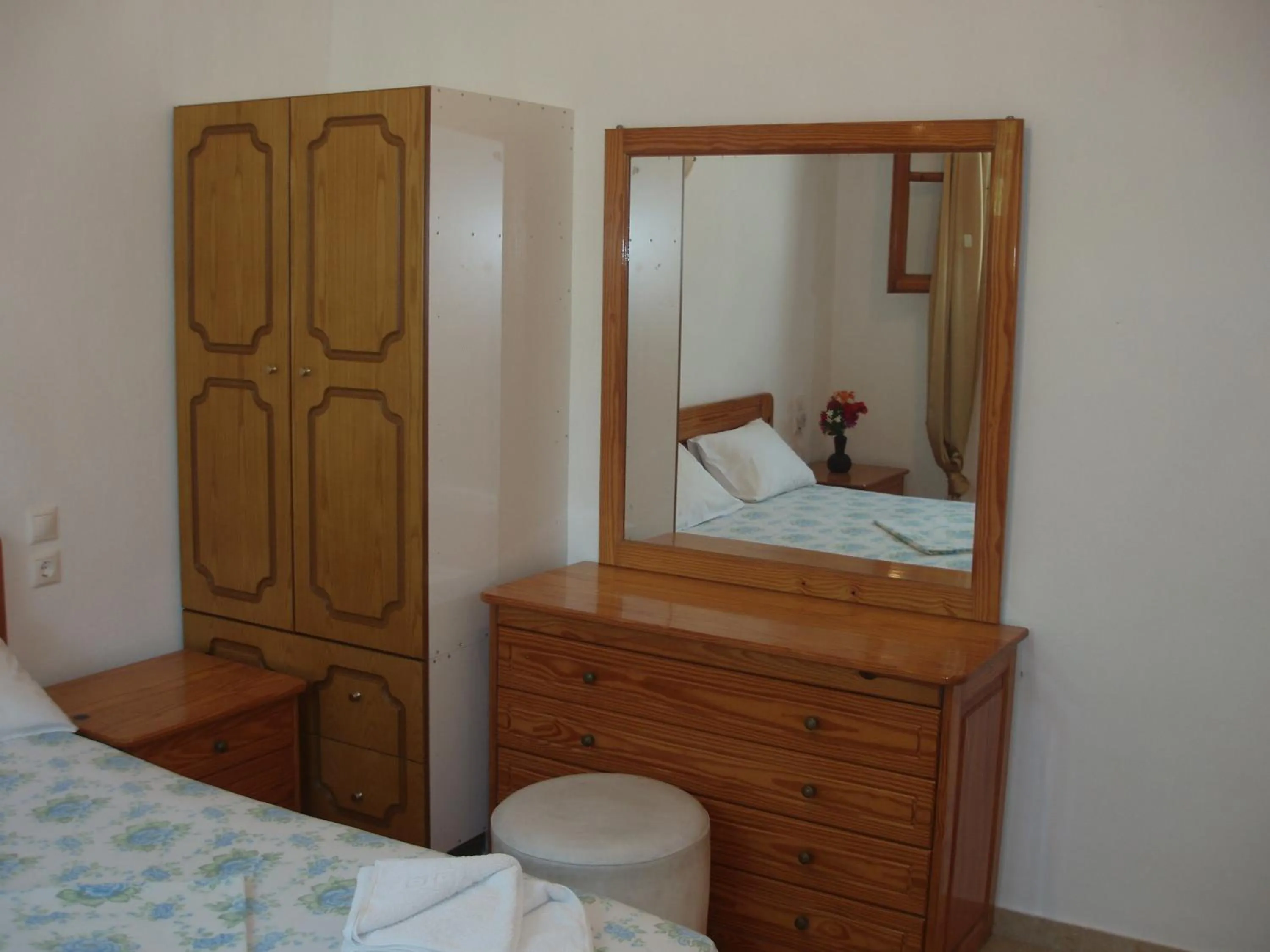 Bedroom, Bed in Hellen Studios