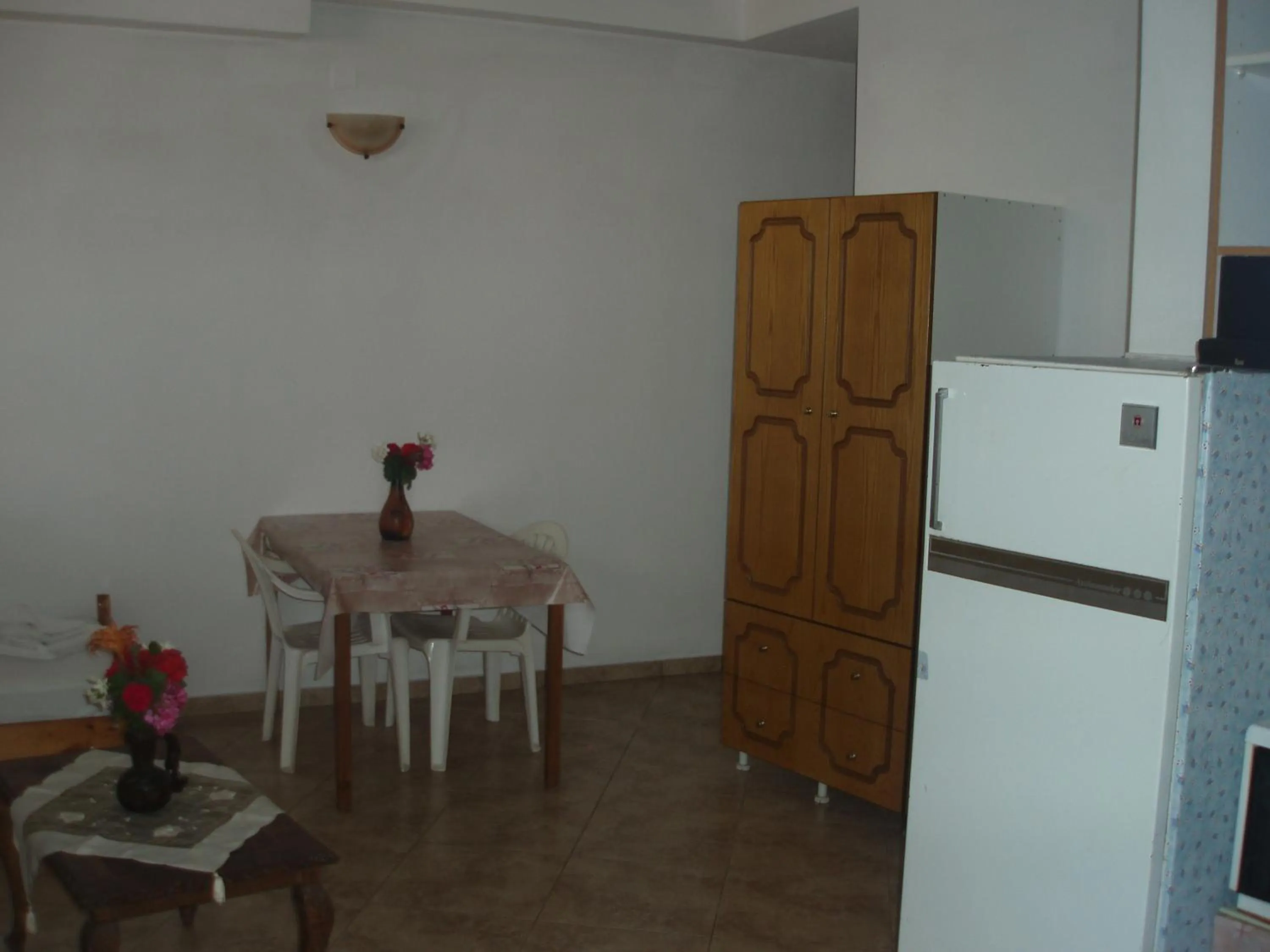 Photo of the whole room in Hellen Studios