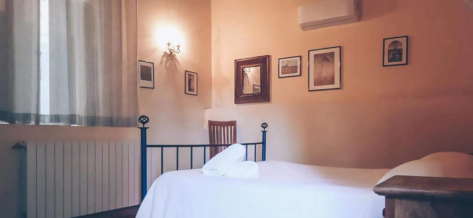 Bedroom in Terme Acqua Pia