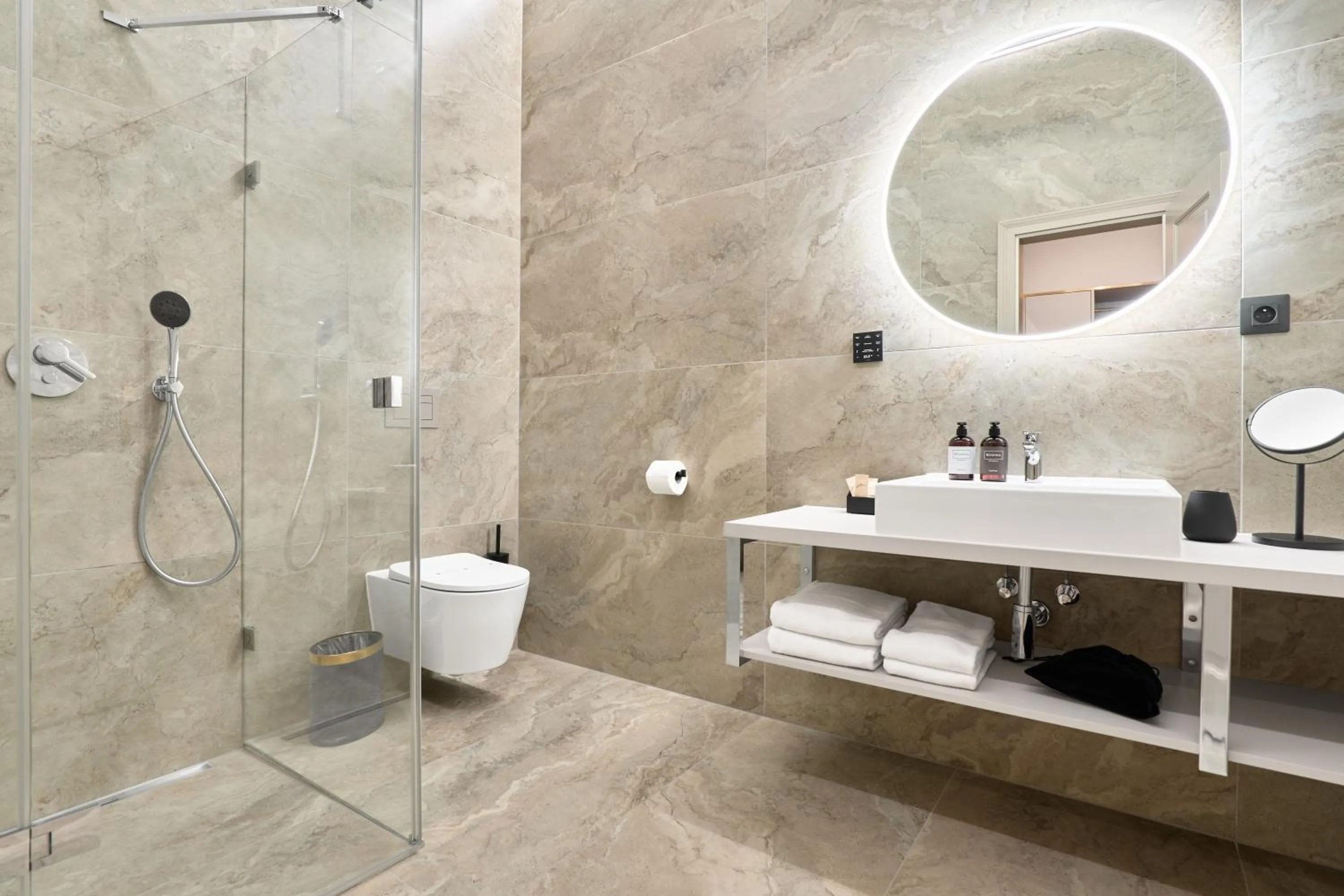 Shower in Villa Patriot Boutique Hotel